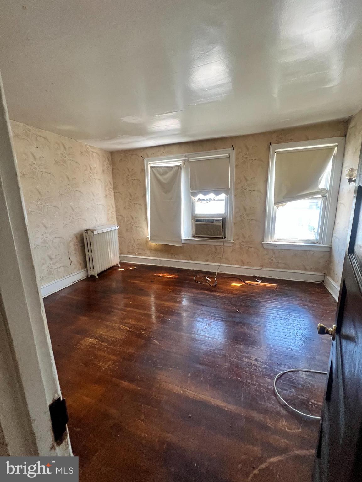 PHILADELPHIA (SOUTHWEST) - Residential