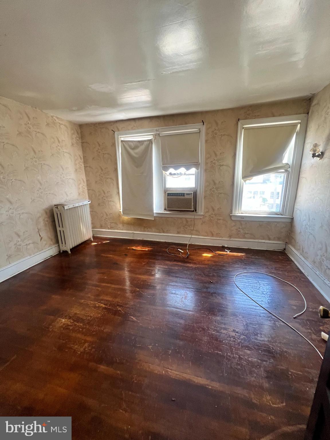 PHILADELPHIA (SOUTHWEST) - Residential