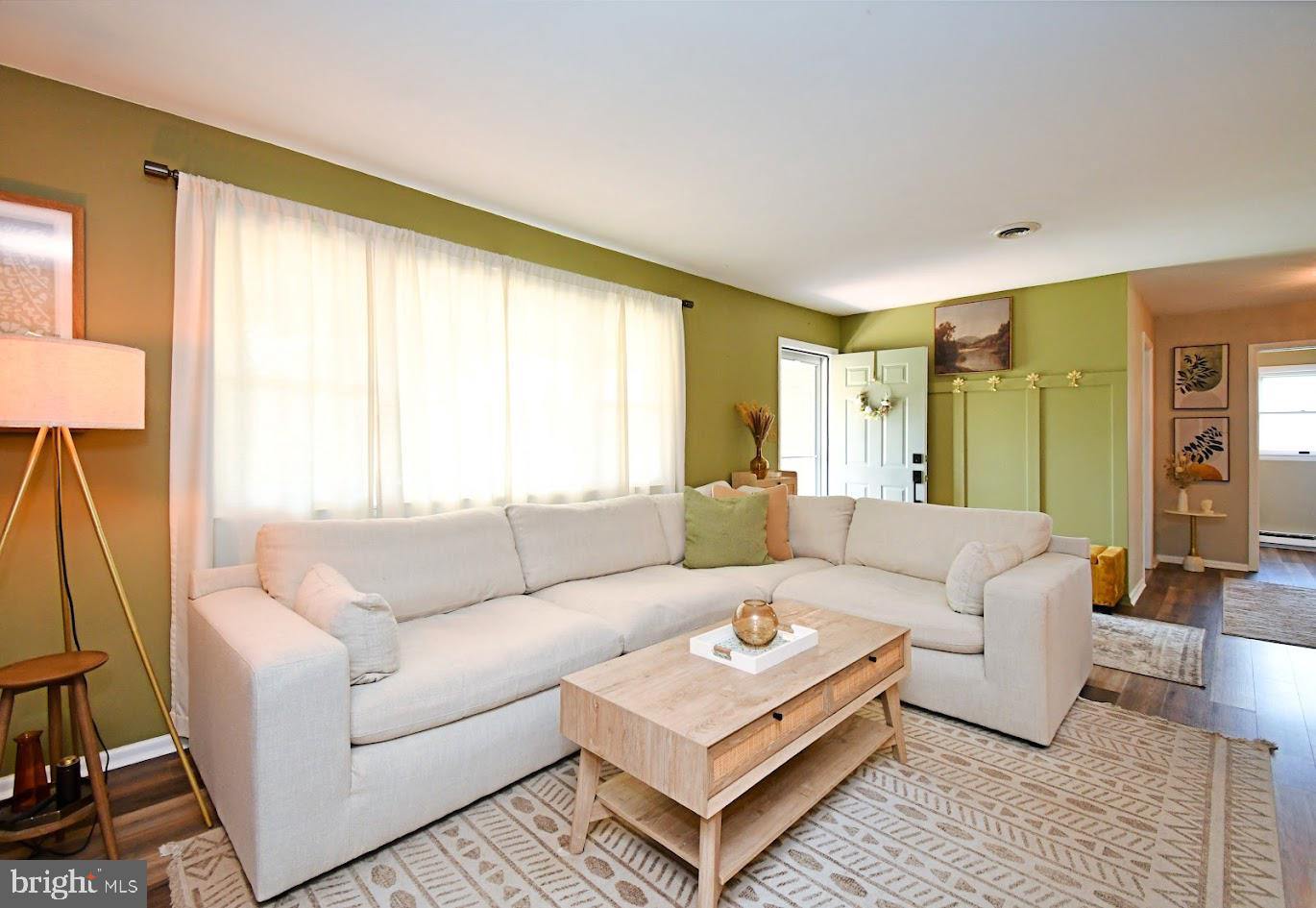 1 HEATHER COURT