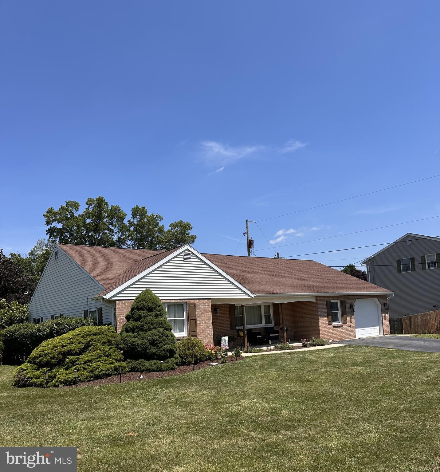 1 HEATHER COURT