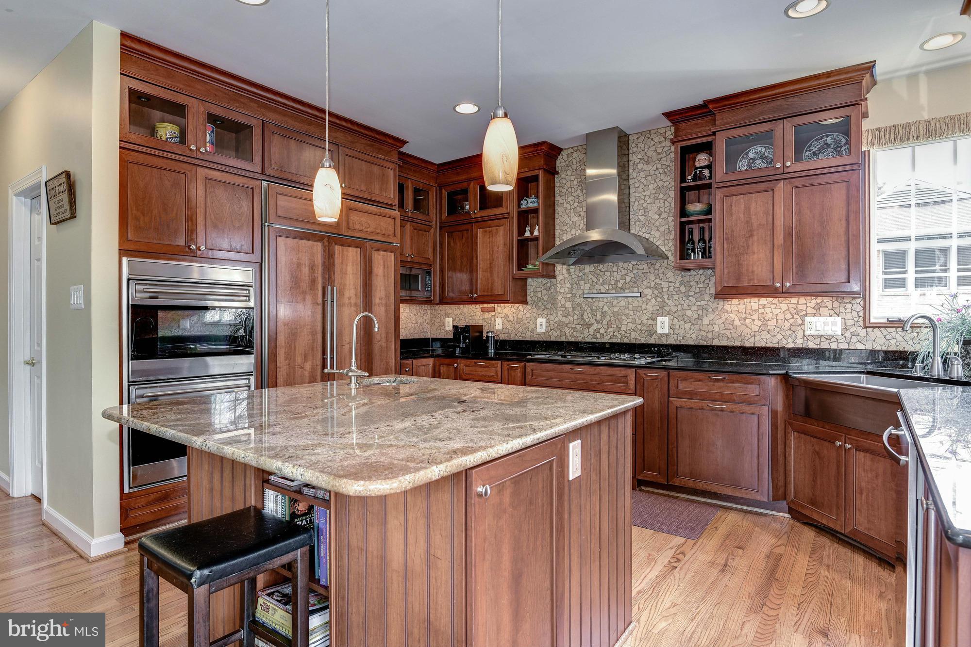 BRADLEY HILLS - Residential