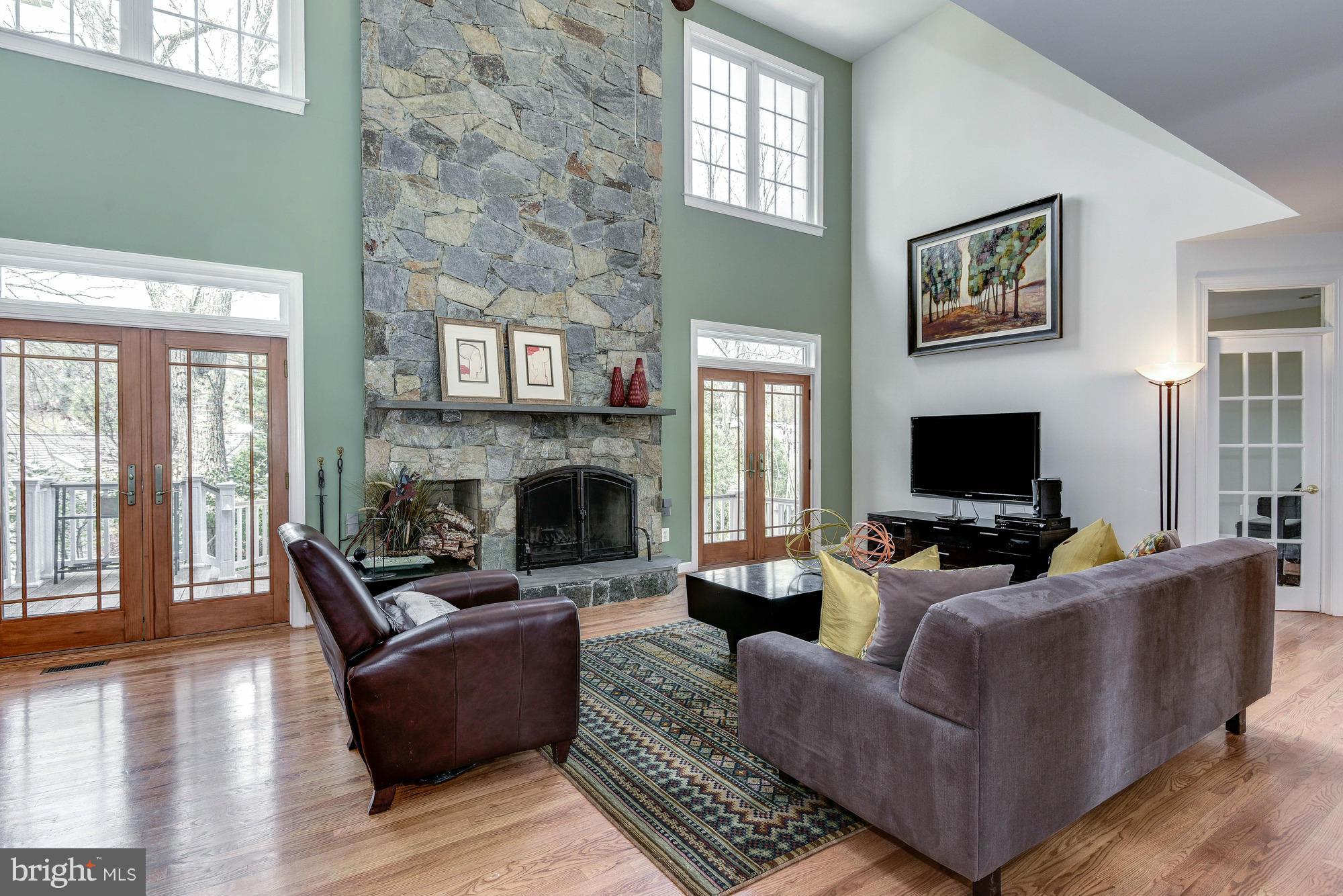 BRADLEY HILLS - Residential