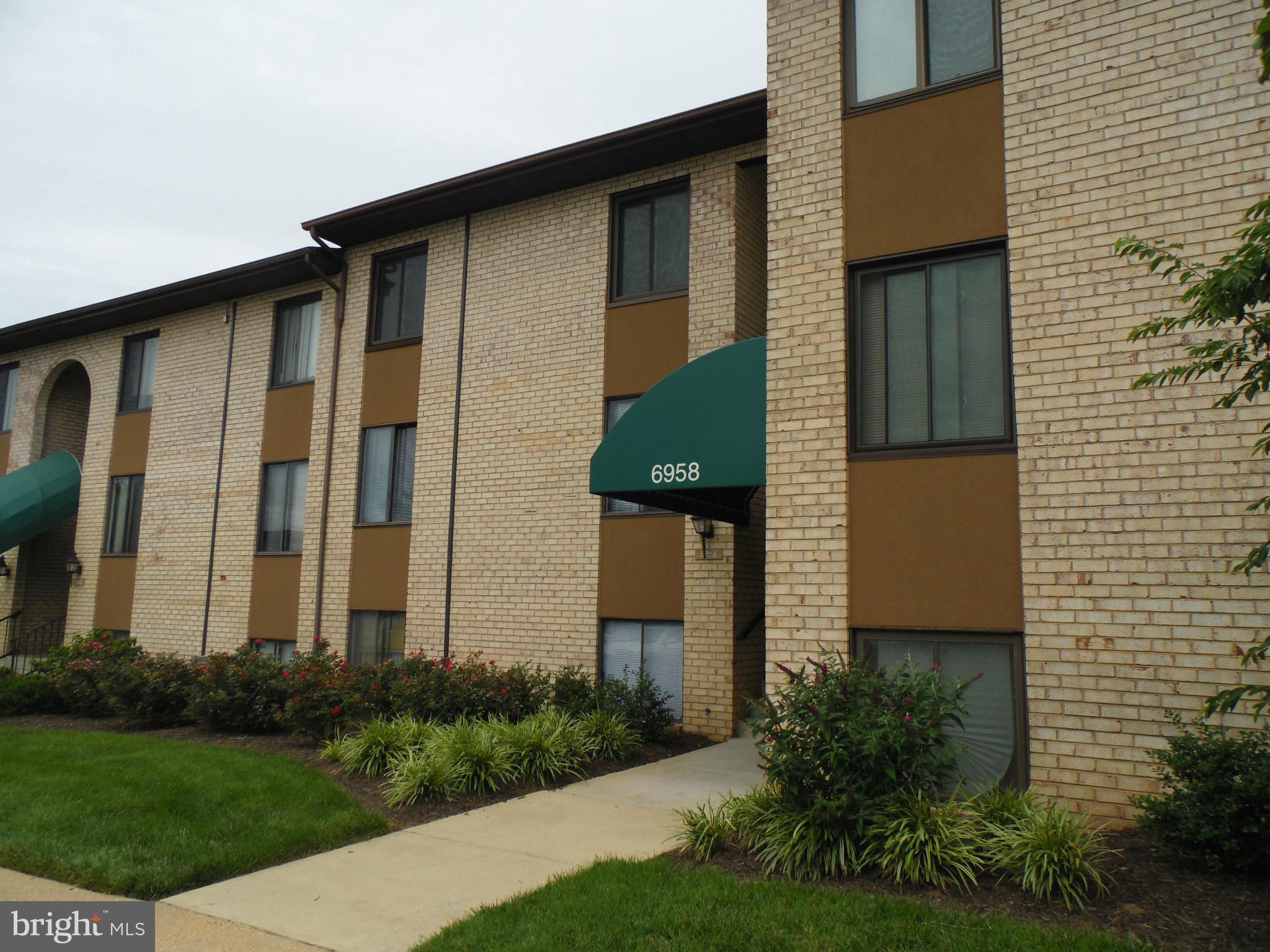 If you love comfort, don't miss this stunning 2 bedroom and 2 bath meticulously maintained condo. The large eating kitchen, spacious living and dining room offers lots of space. You will adore the large balcony and the lovely landscaped view. Large pool and community center to also enjoy. Direct All questions to the show contact.