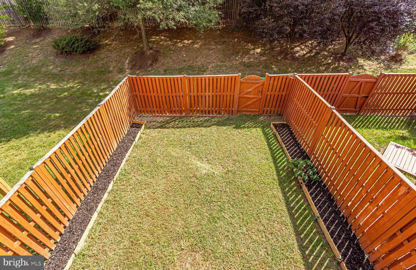 SOUTH RIDING - Residential Lease