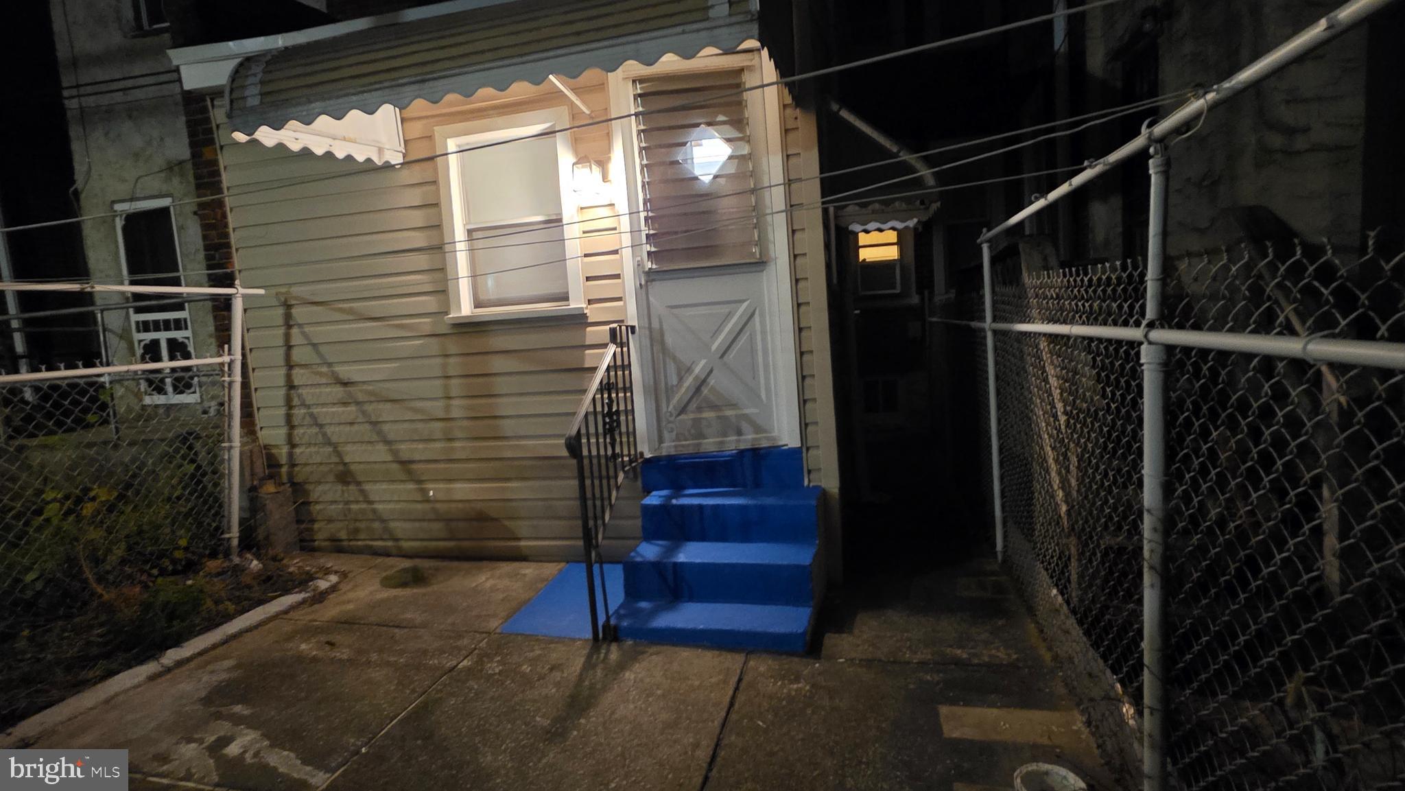 PHILADELPHIA - Residential