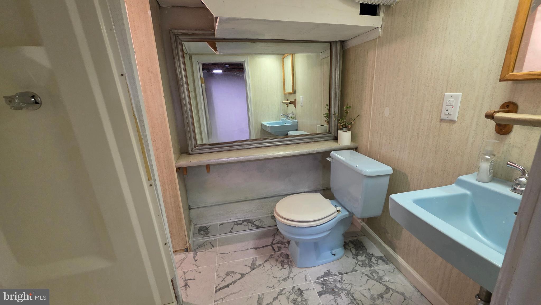 PHILADELPHIA - Residential