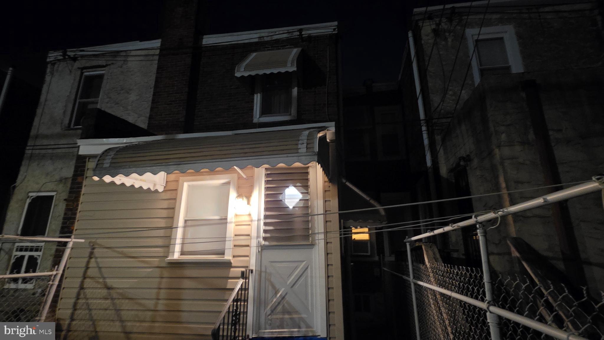 PHILADELPHIA - Residential