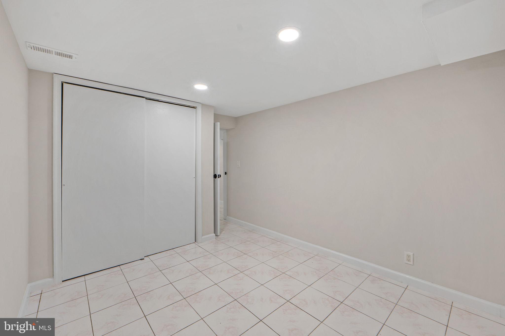 NORTHMONT - Residential