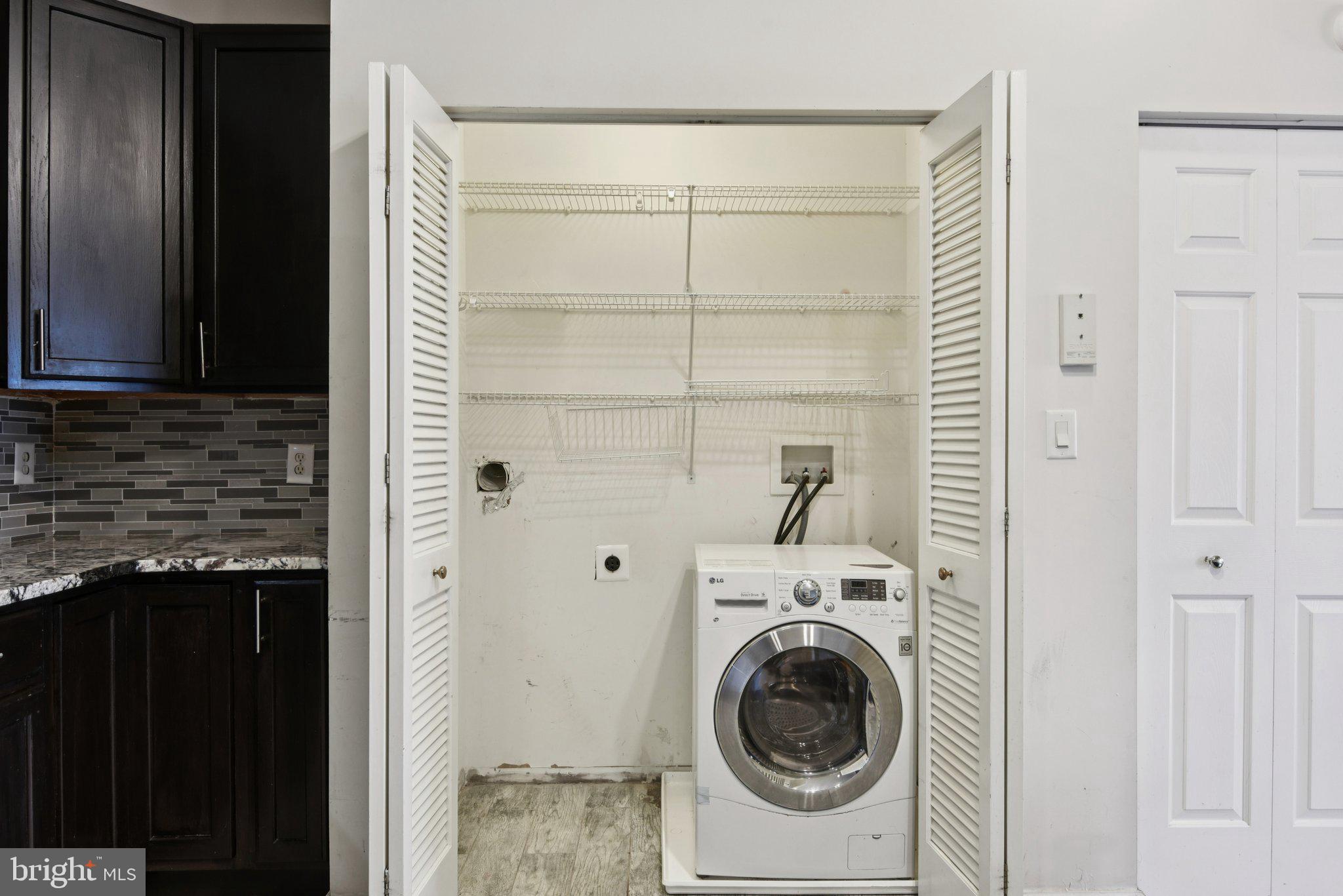 PINEY ORCHARD - Residential