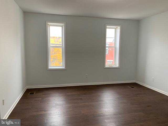 POINT BREEZE - Residential