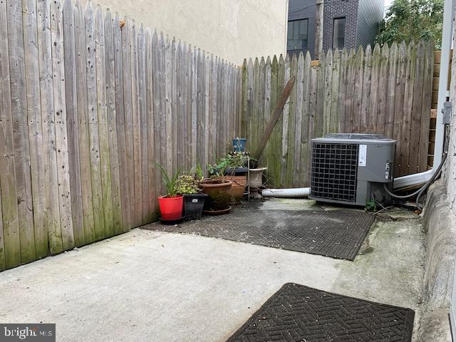 POINT BREEZE - Residential