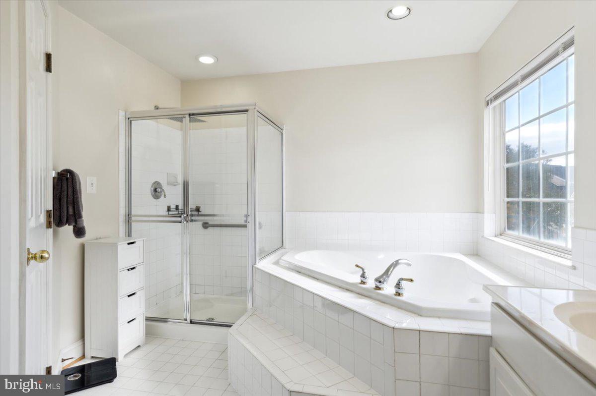 WESTWINDS - Residential