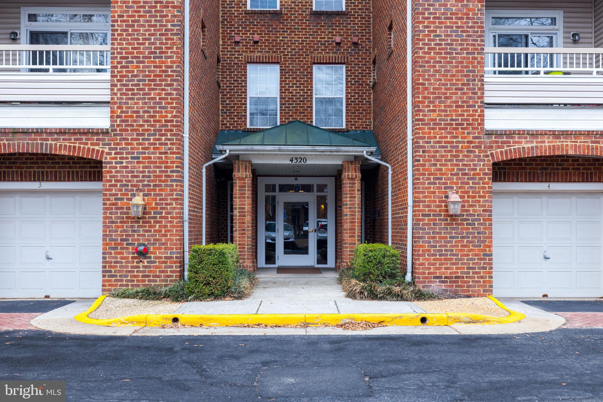 CHRISTOPHER AT CEDAR LAKES - Residential