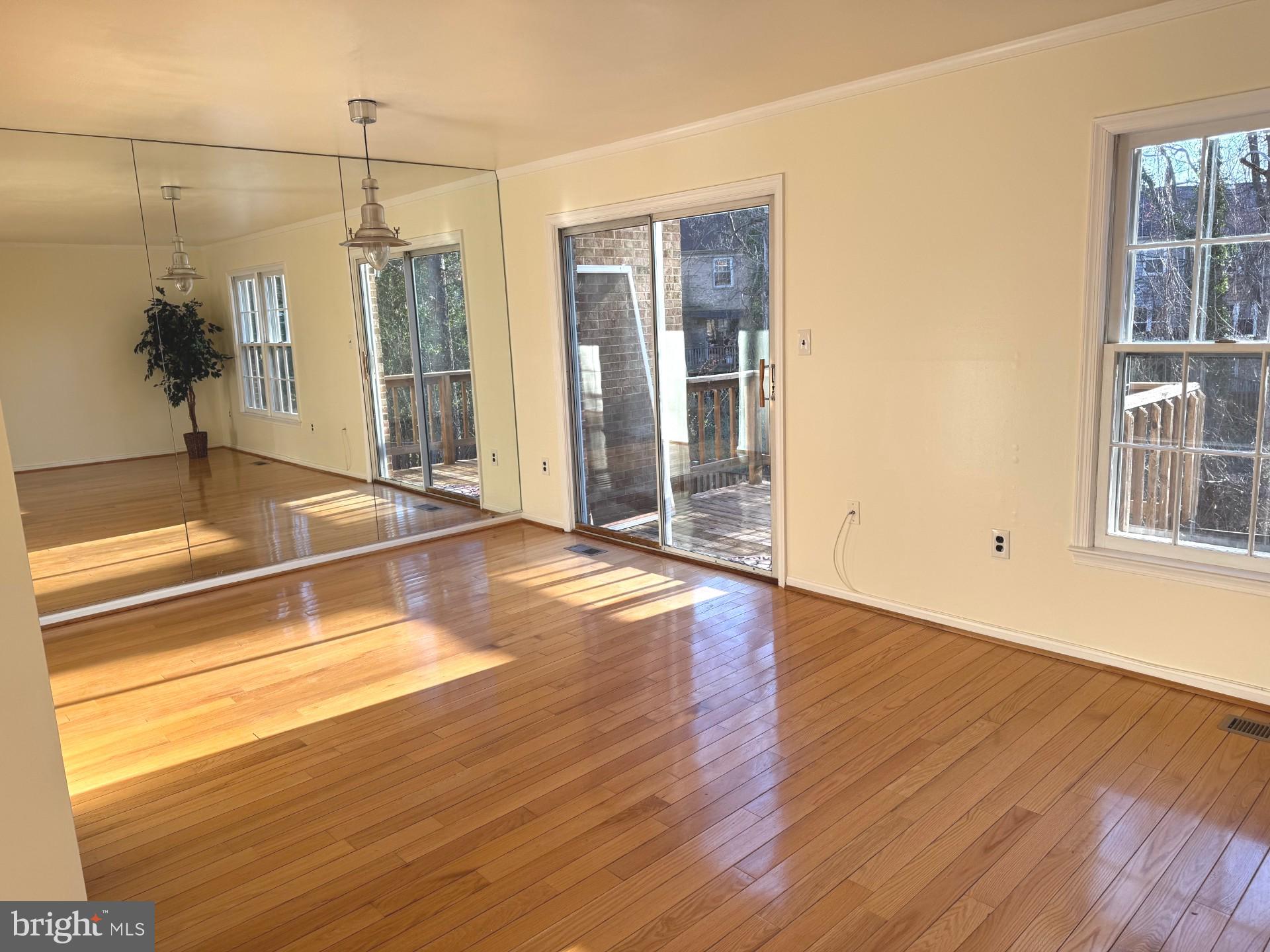 BETHELEN WOODS - Residential Lease