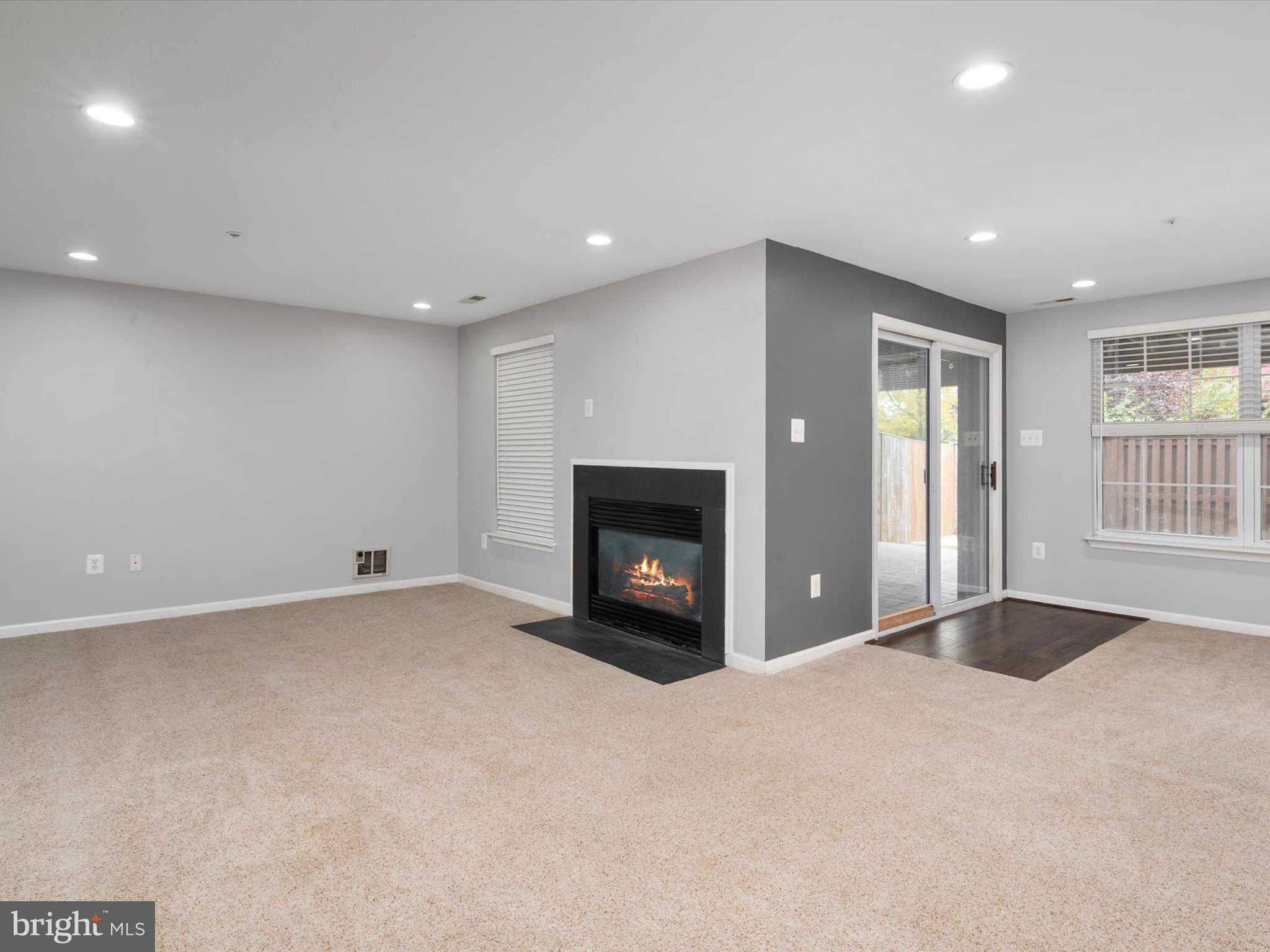 SOUTH RIVER COLONY - Residential Lease