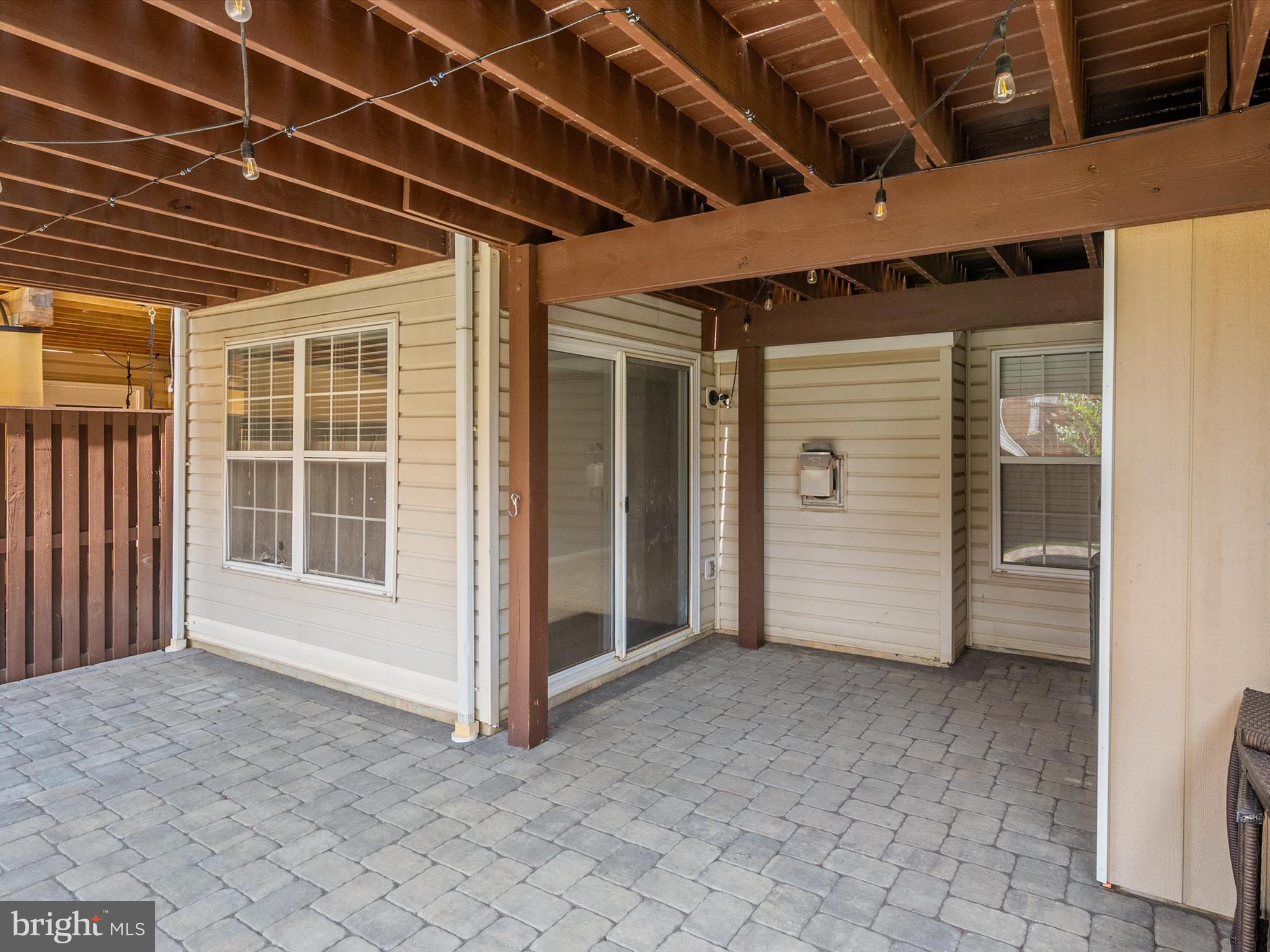 SOUTH RIVER COLONY - Residential Lease