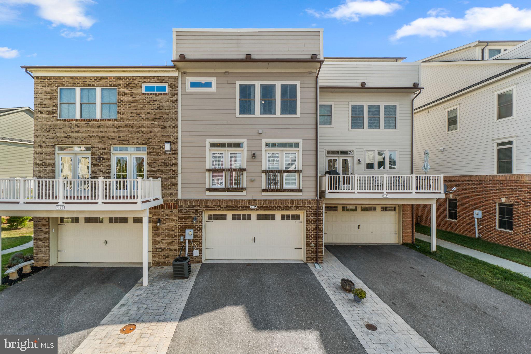 VILLAGES OF URBANA - Residential