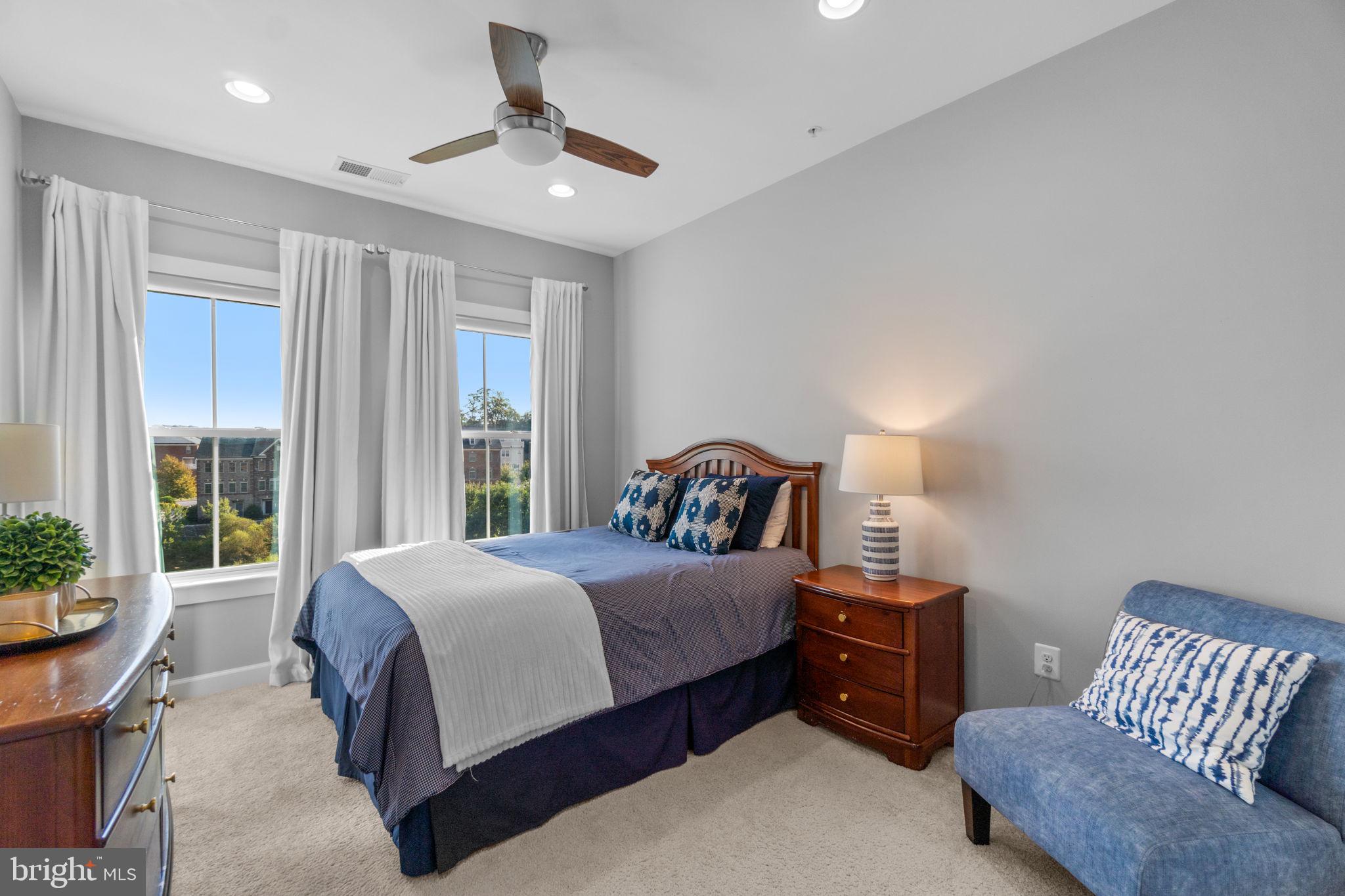 VILLAGES OF URBANA - Residential