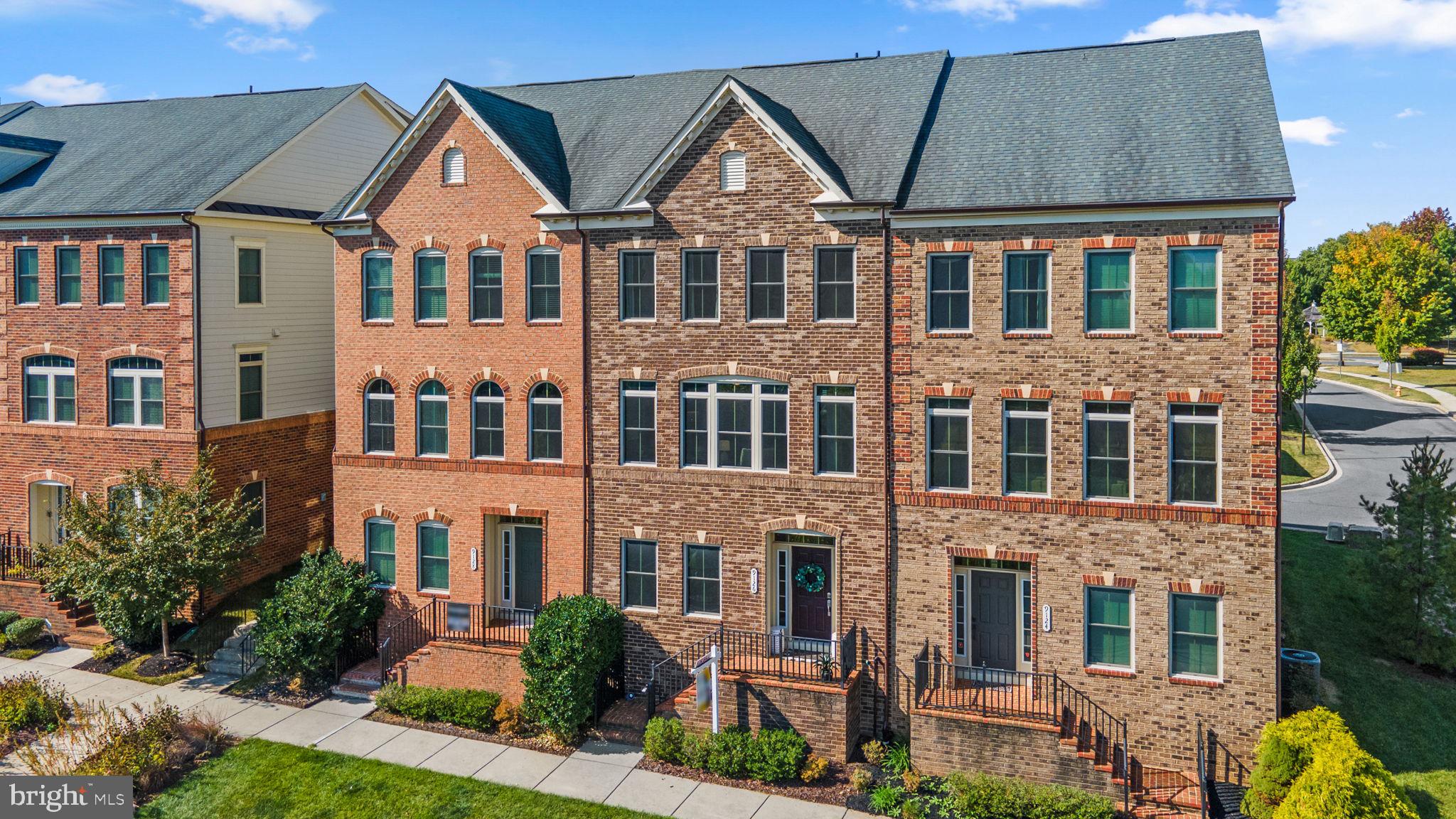 VILLAGES OF URBANA - Residential