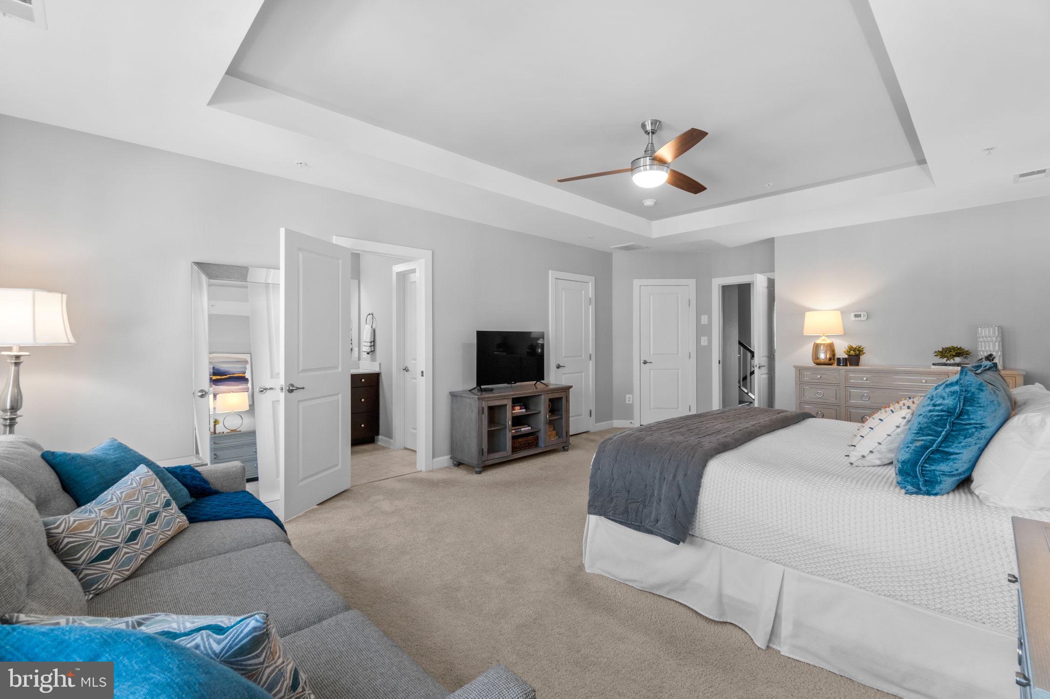 VILLAGES OF URBANA - Residential