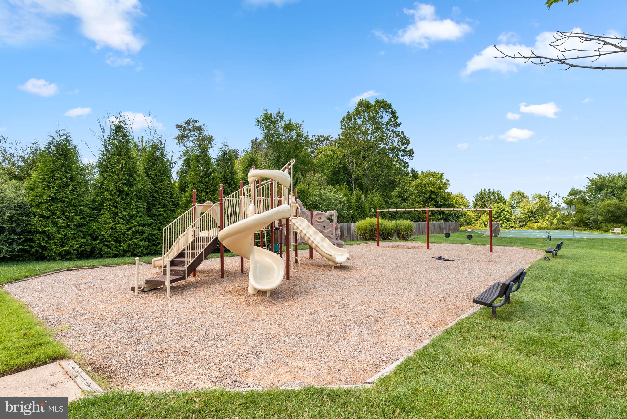 VILLAGES OF URBANA - Residential