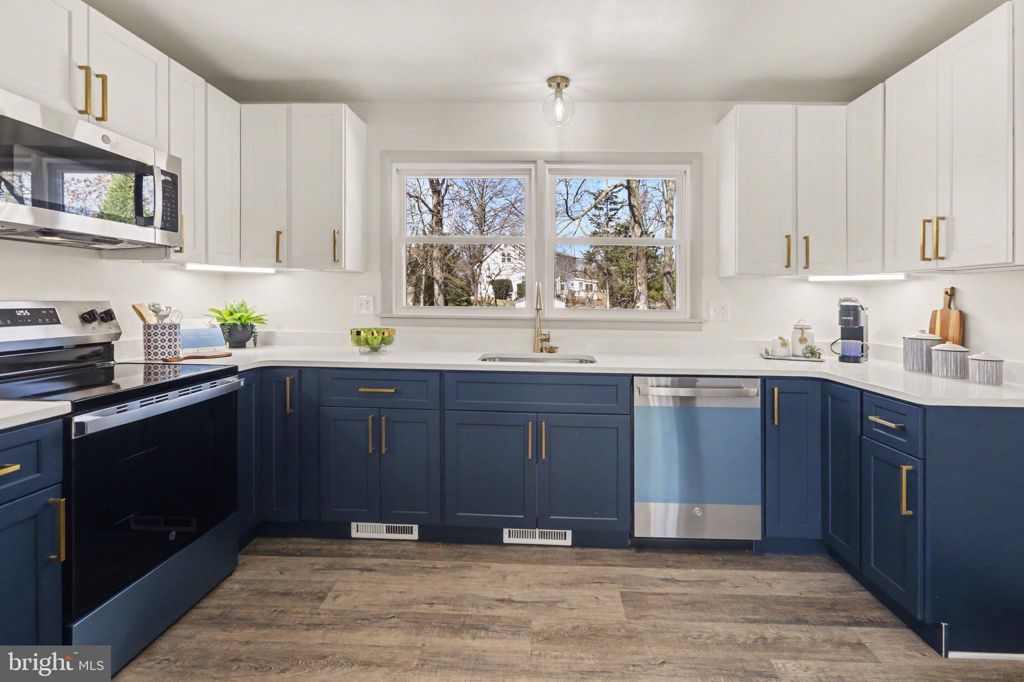 OAKWOOD PARK - Residential