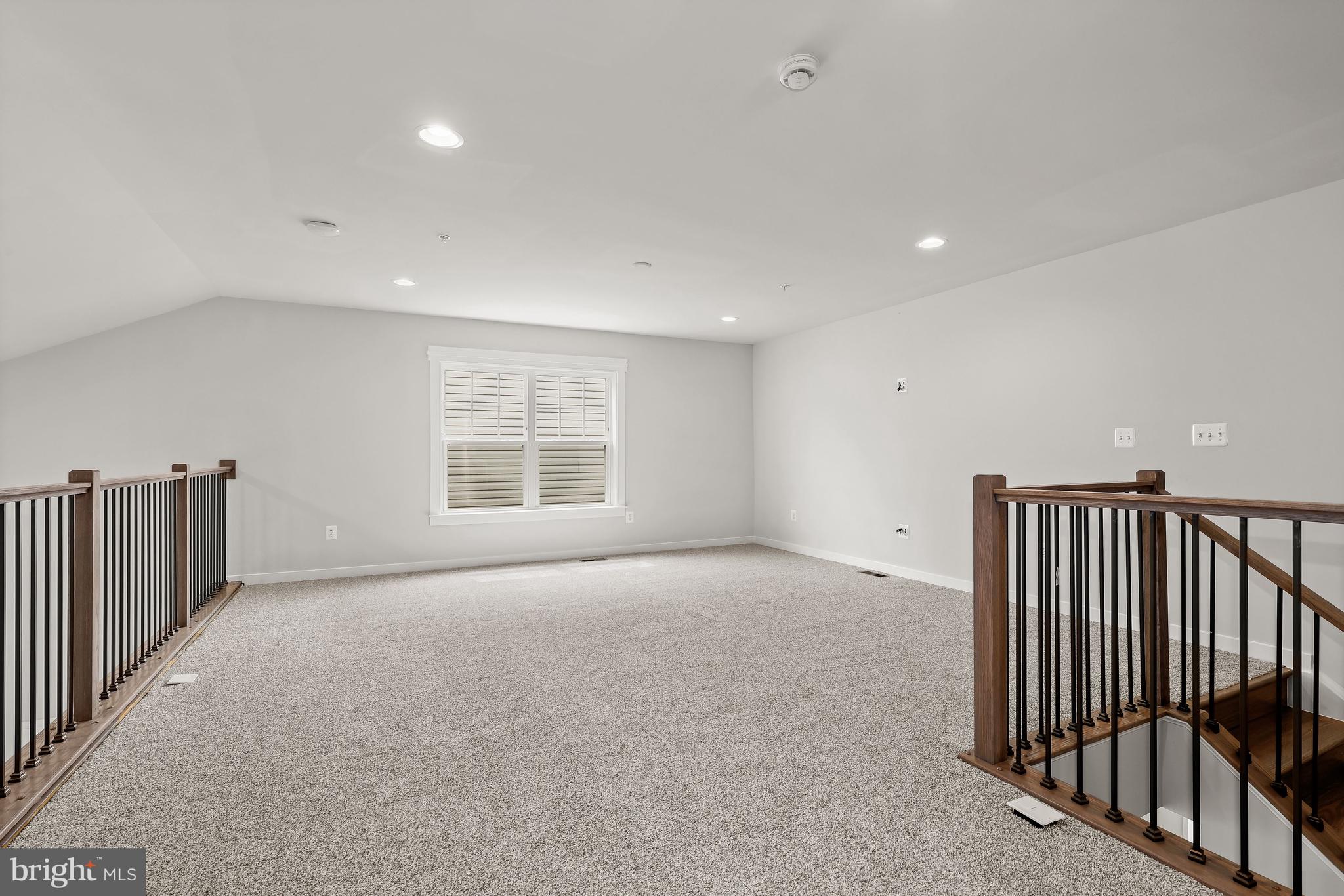 TWO RIVERS - Residential