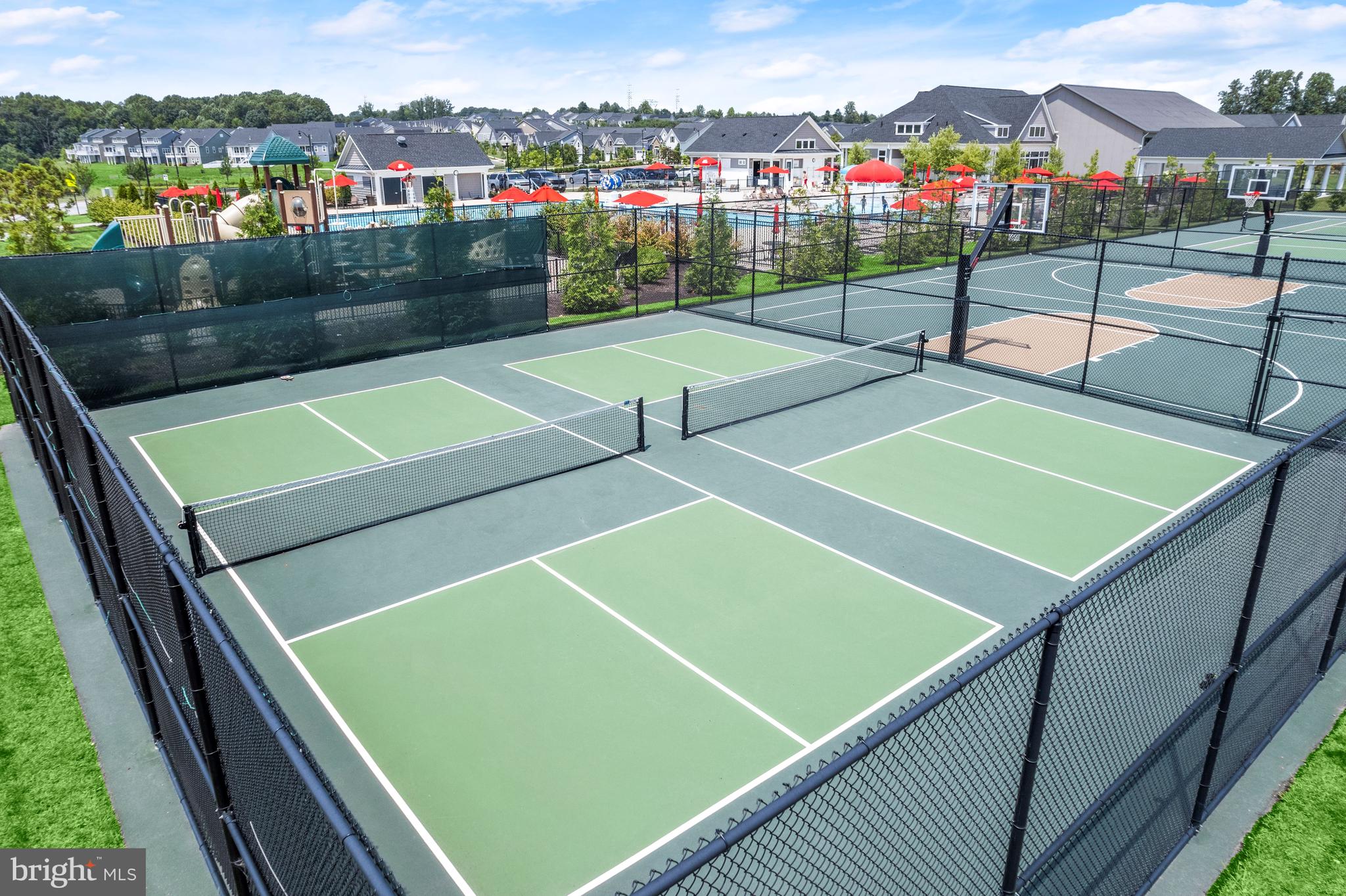 TWO RIVERS - Residential