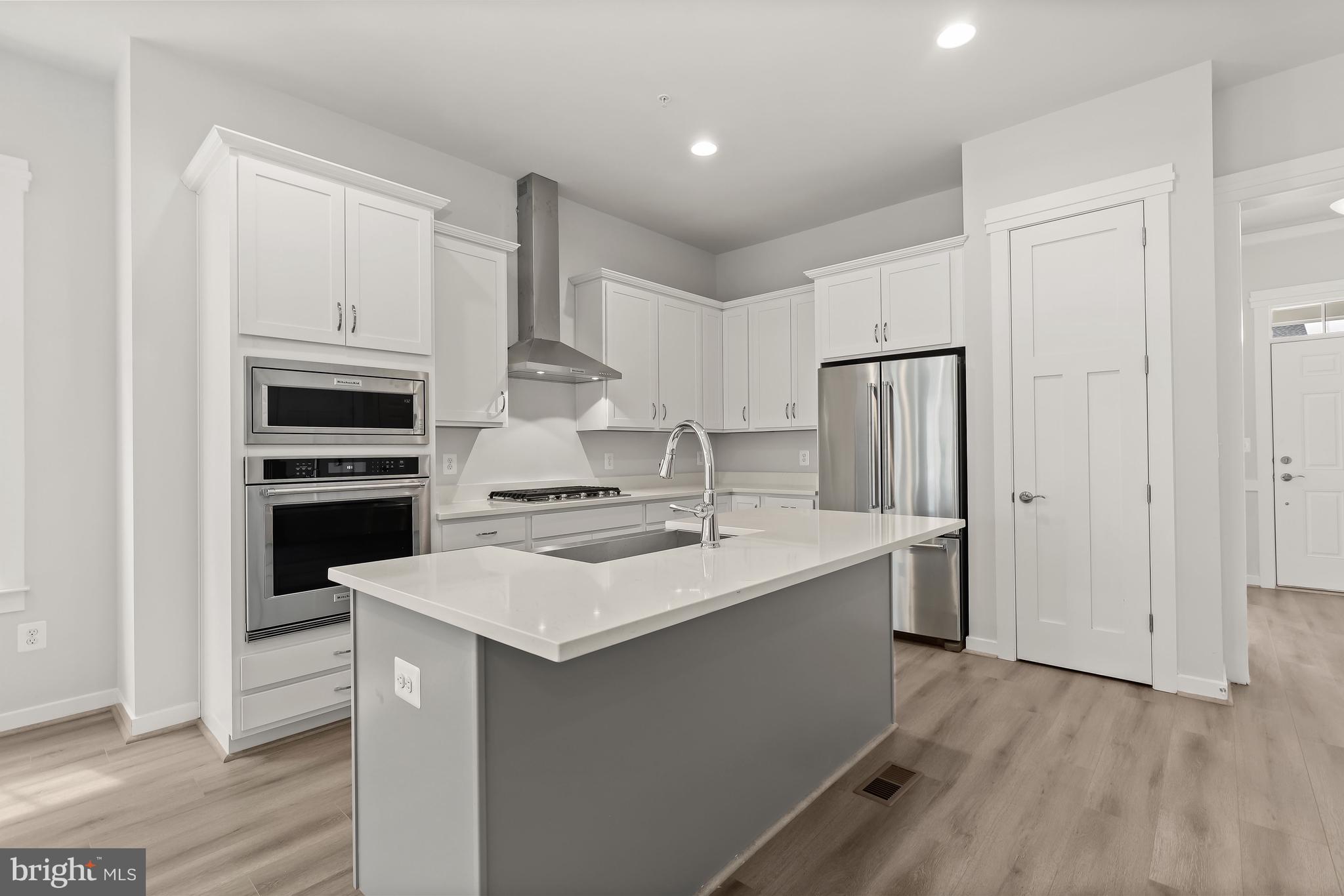 TWO RIVERS - Residential