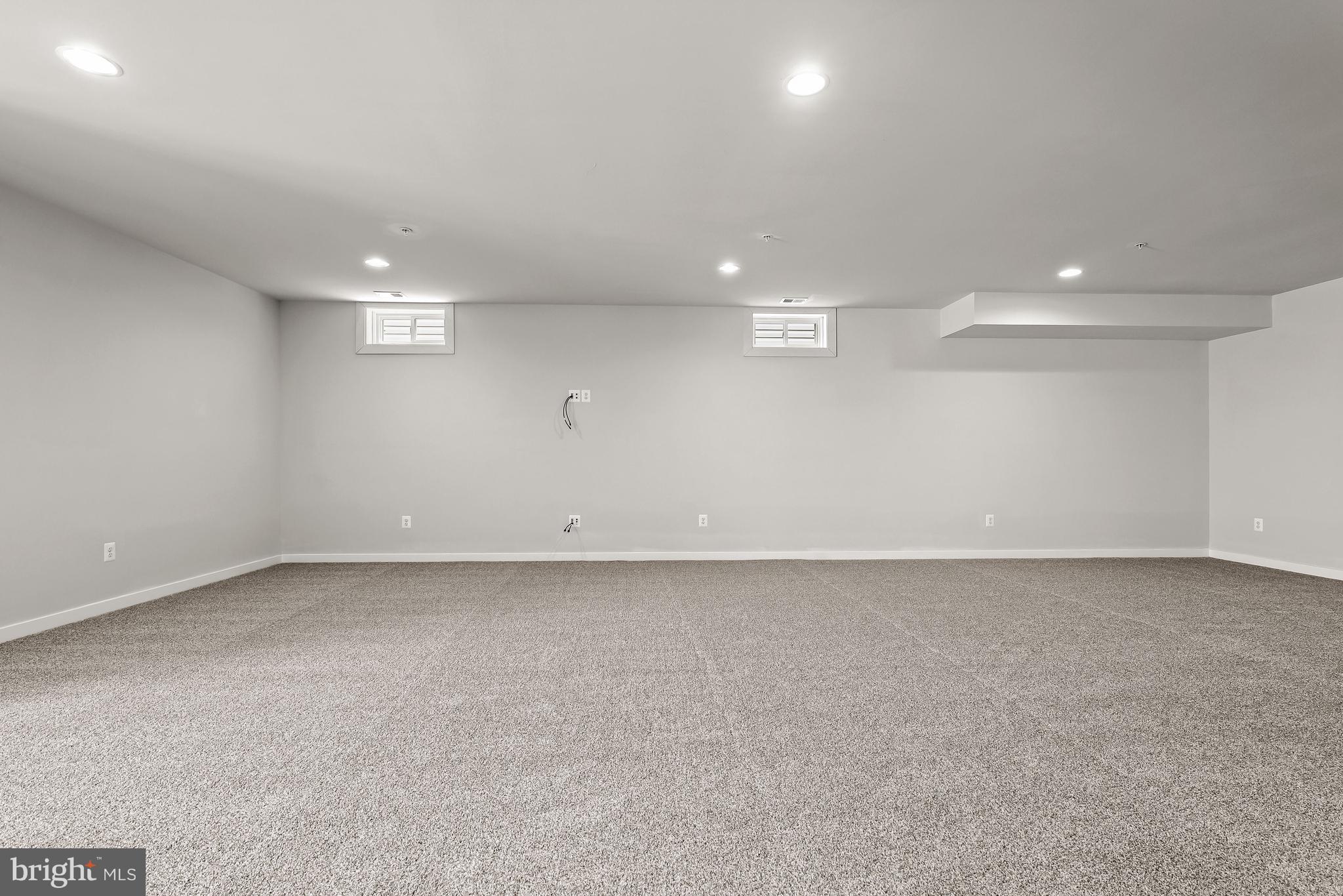 TWO RIVERS - Residential