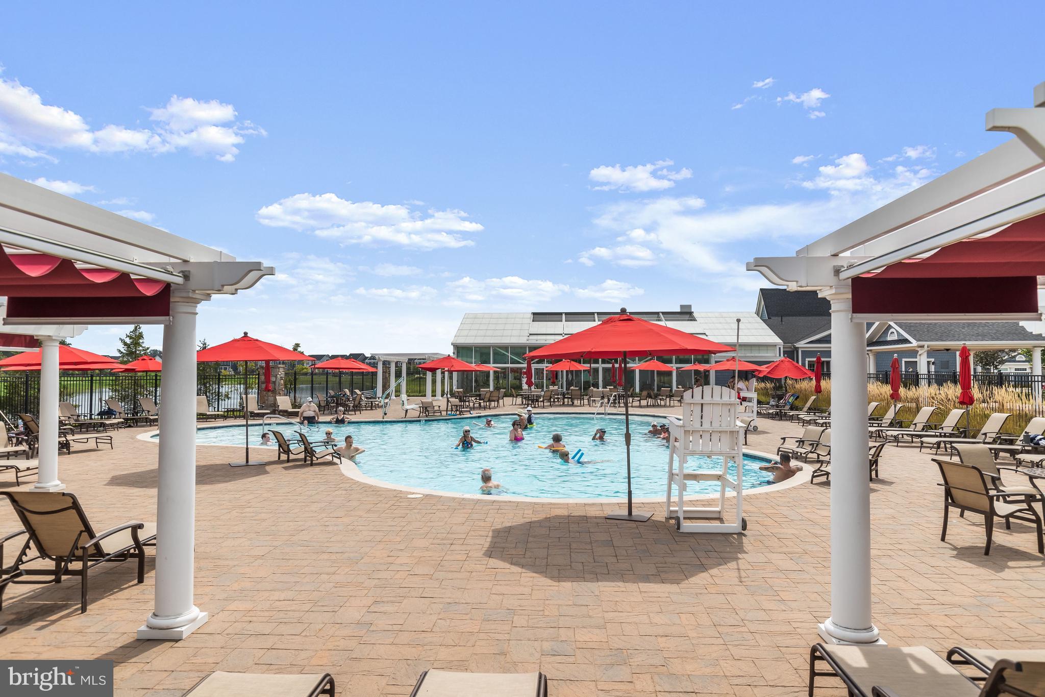 TWO RIVERS - Residential