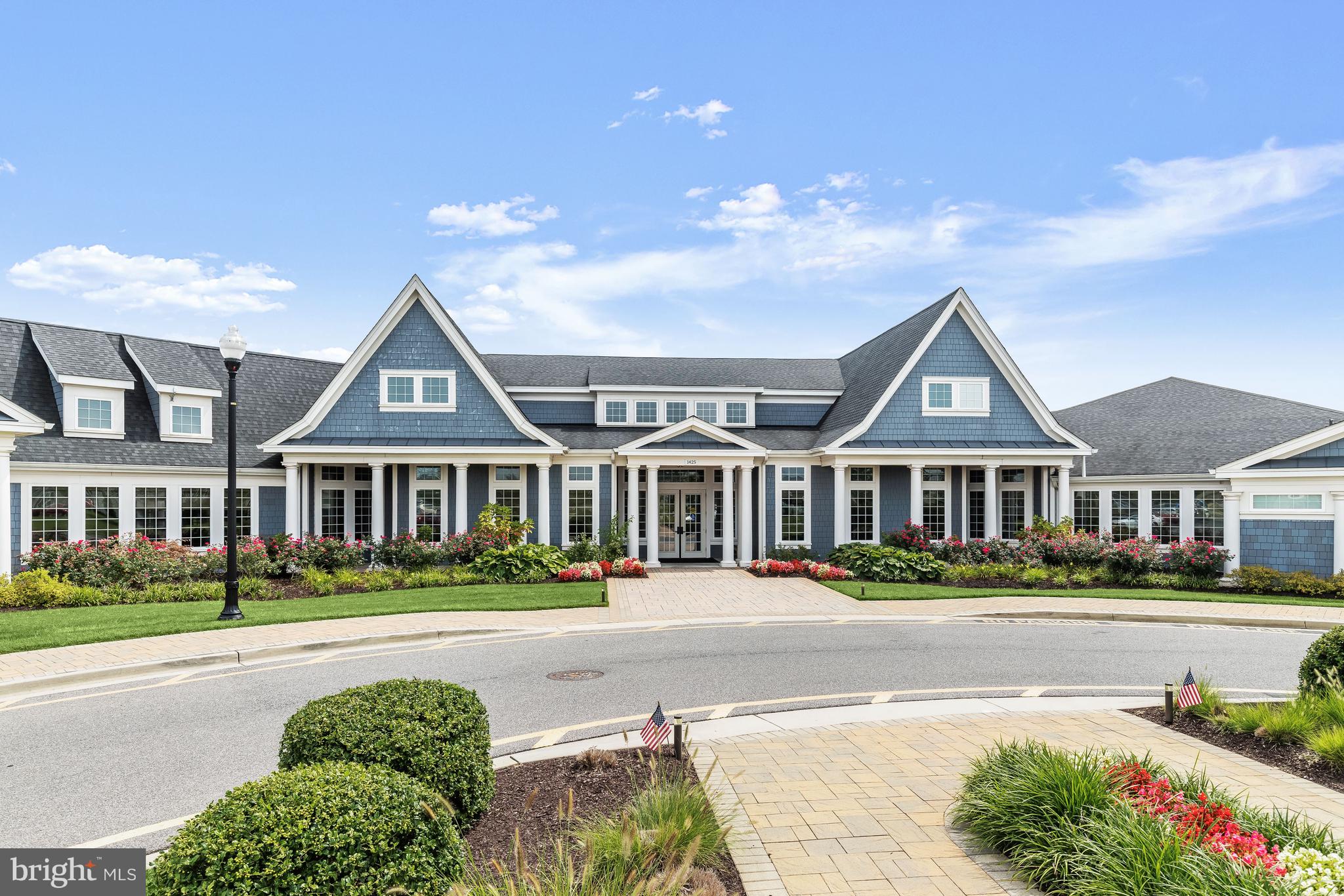 TWO RIVERS - Residential