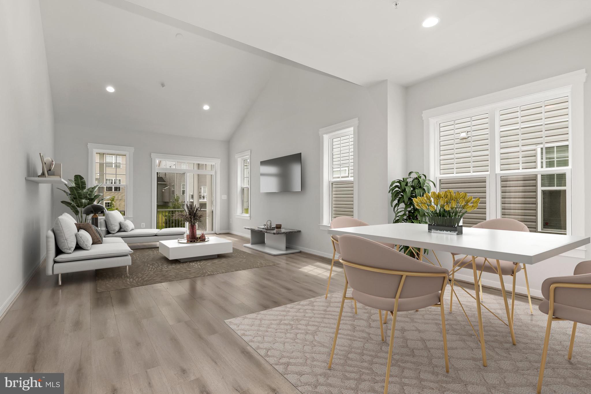 TWO RIVERS - Residential