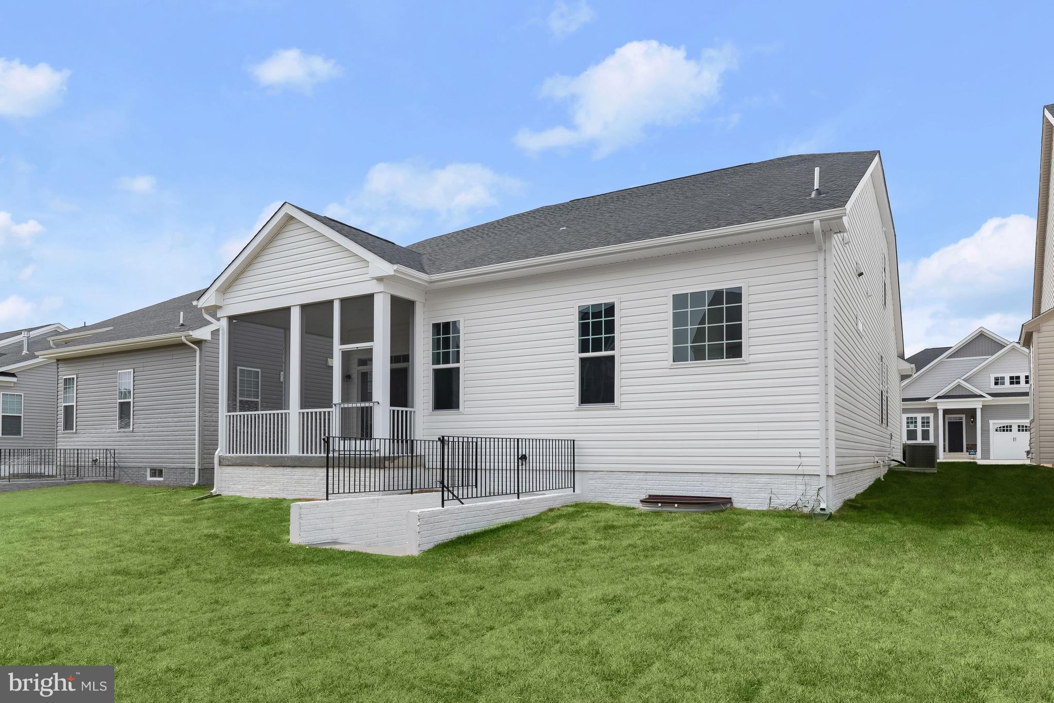 TWO RIVERS - Residential