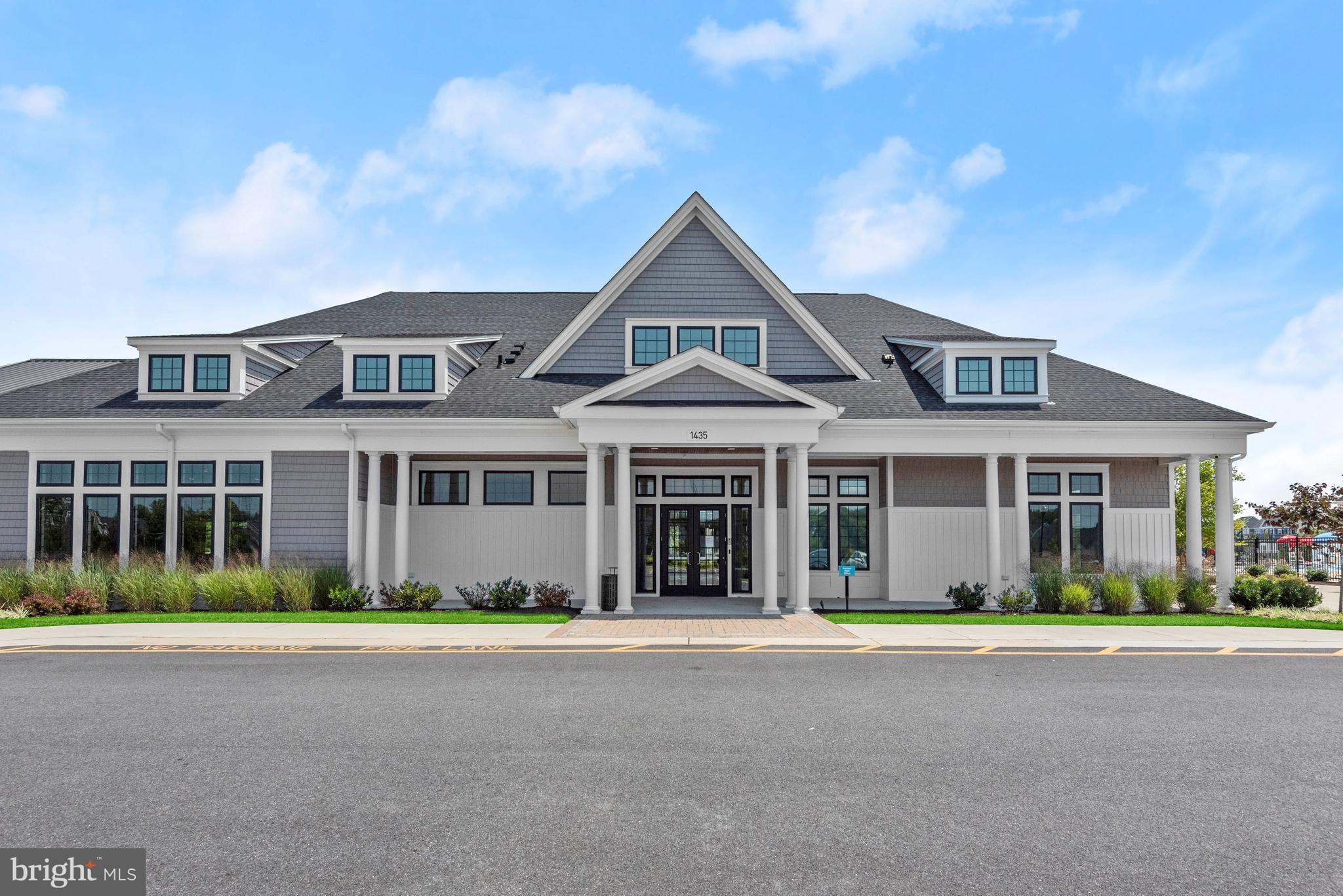 TWO RIVERS - Residential