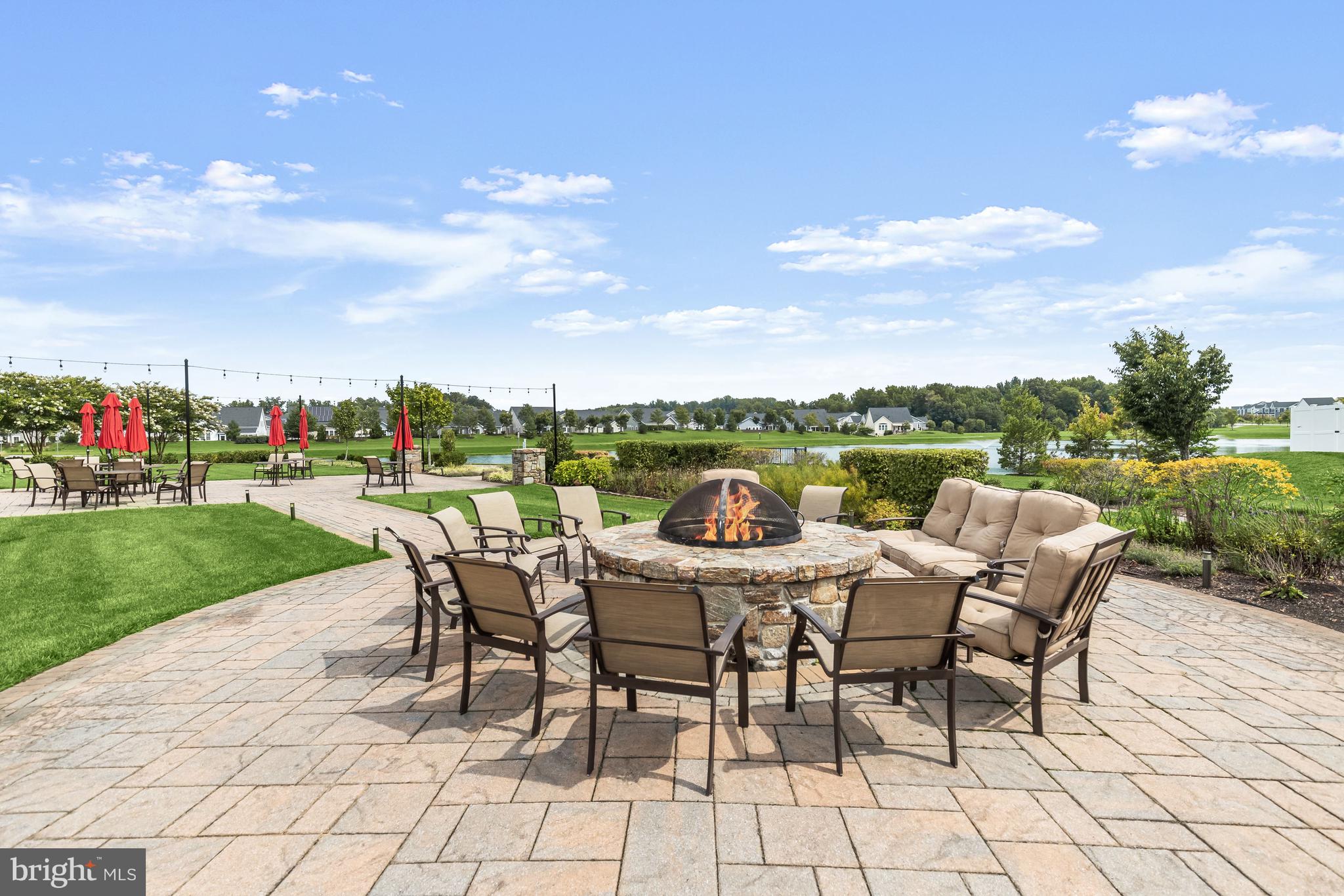 TWO RIVERS - Residential