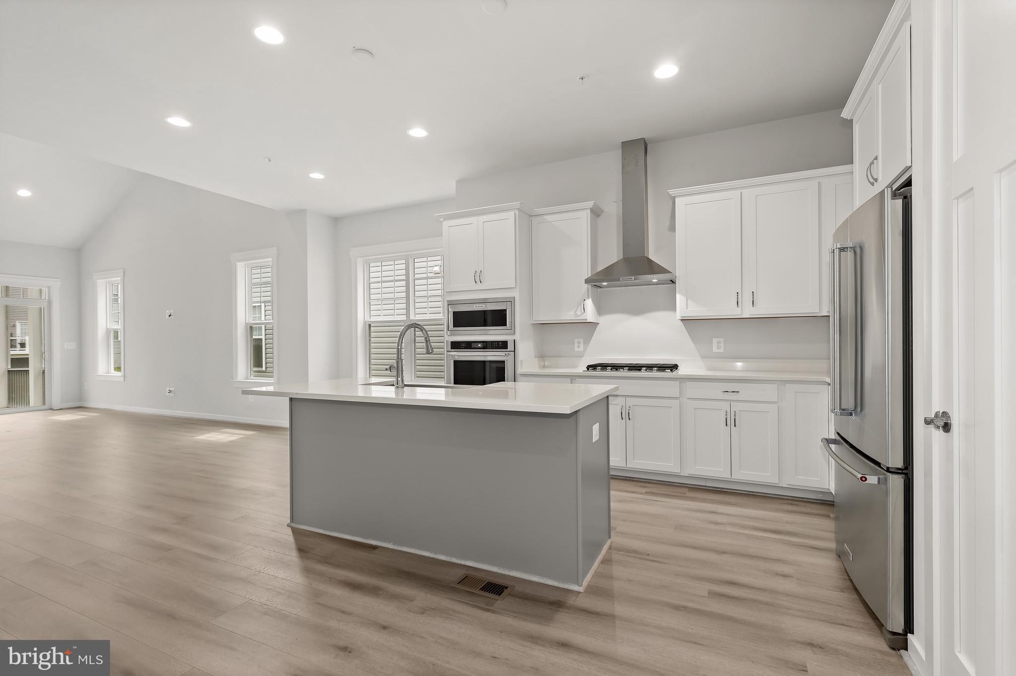 TWO RIVERS - Residential