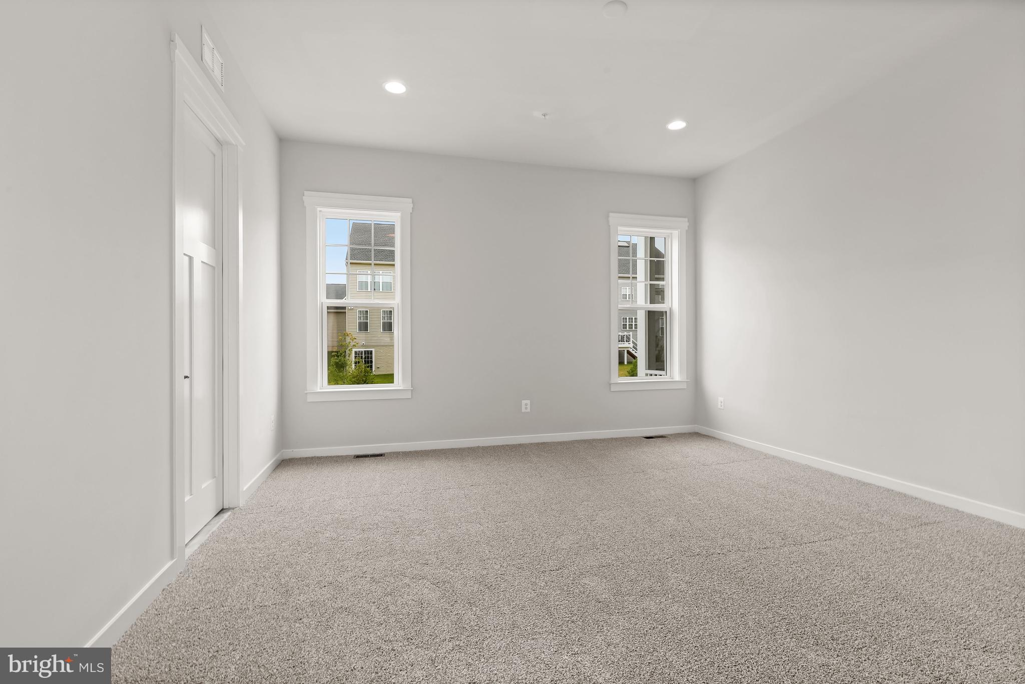 TWO RIVERS - Residential