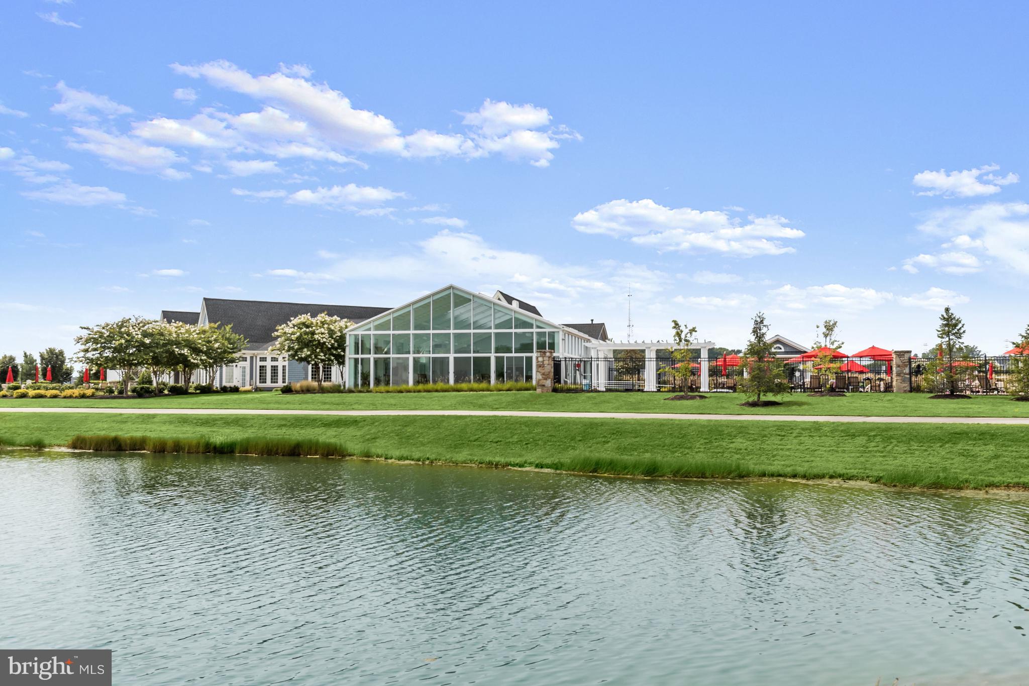 TWO RIVERS - Residential