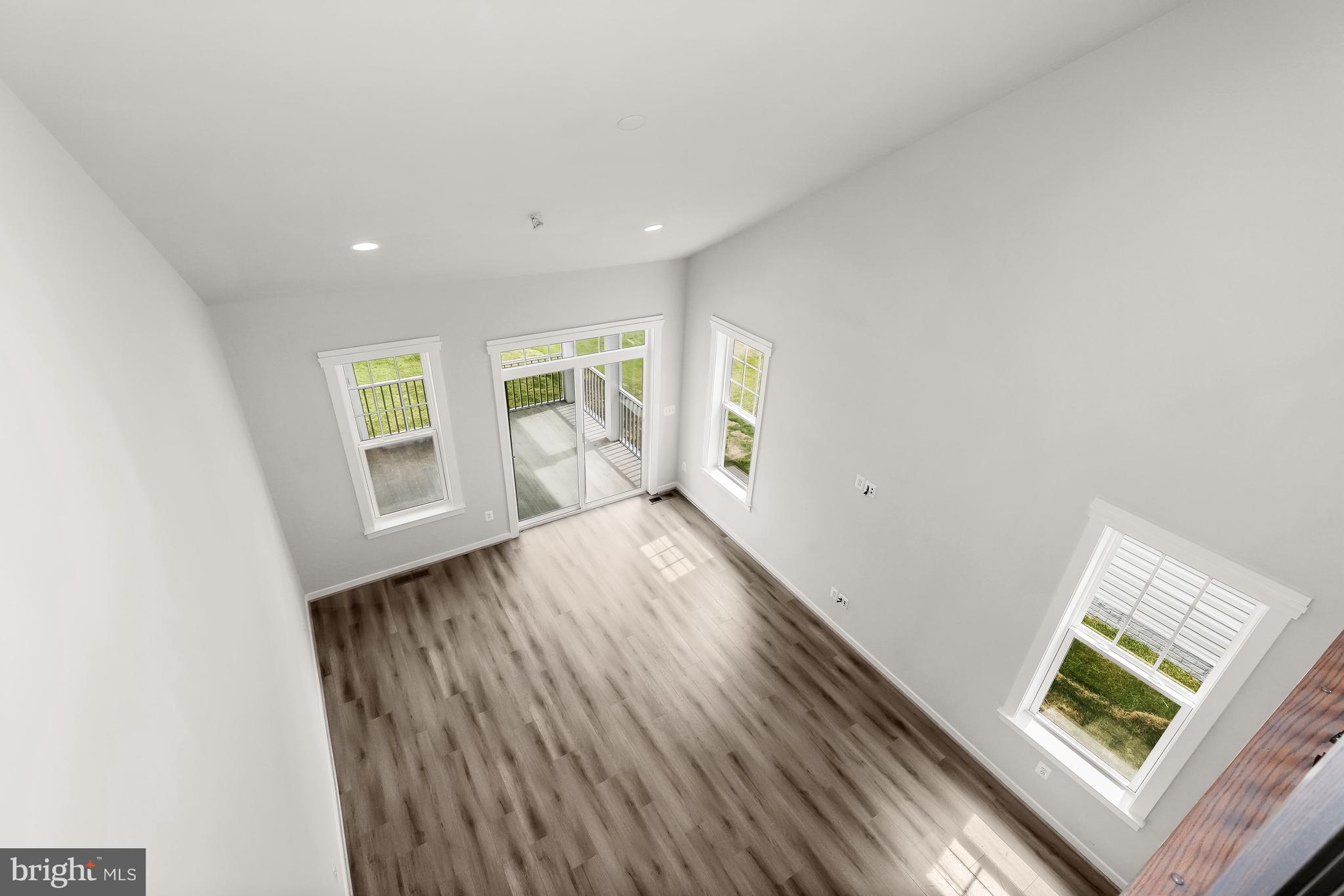 TWO RIVERS - Residential