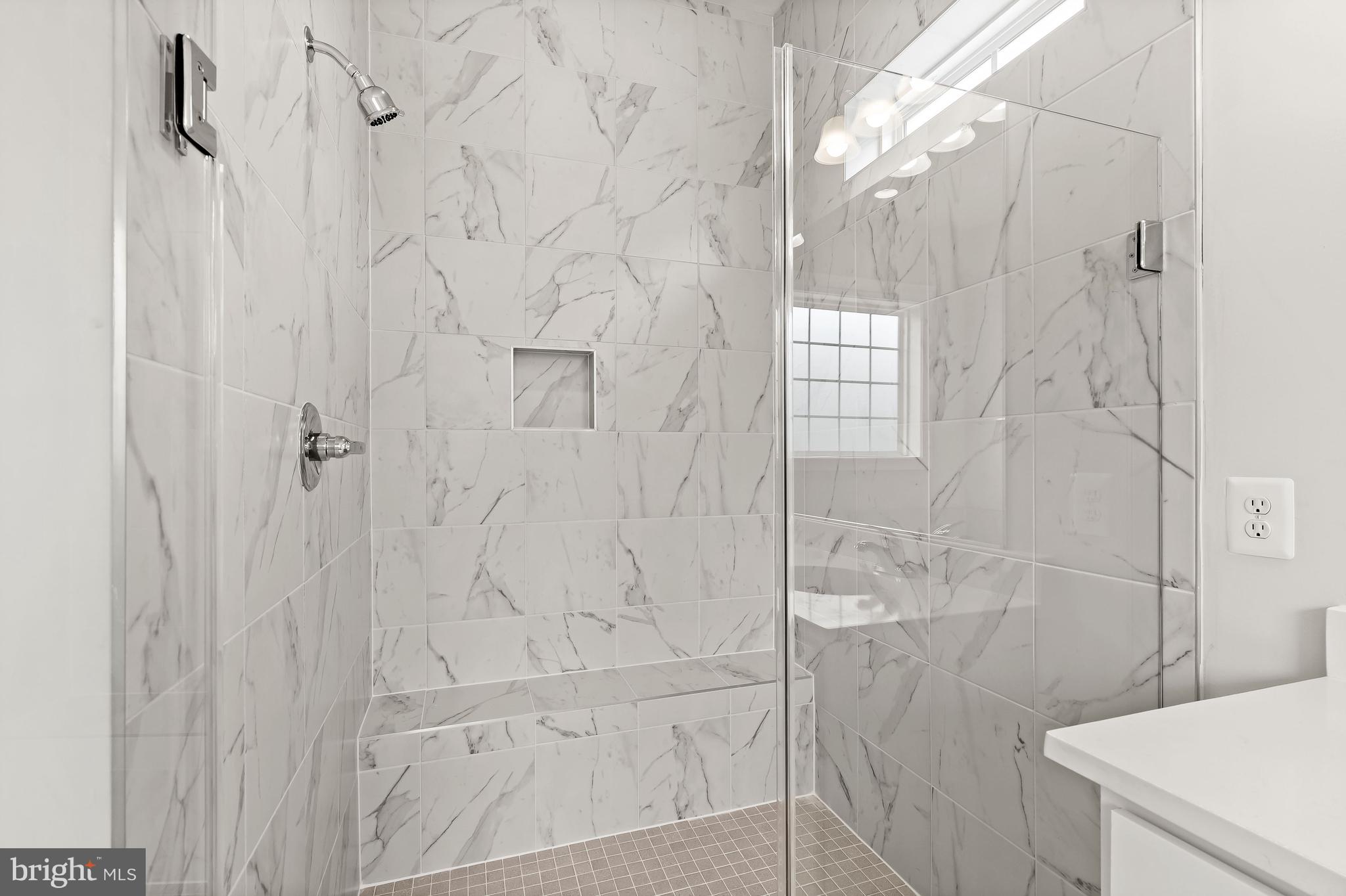 TWO RIVERS - Residential