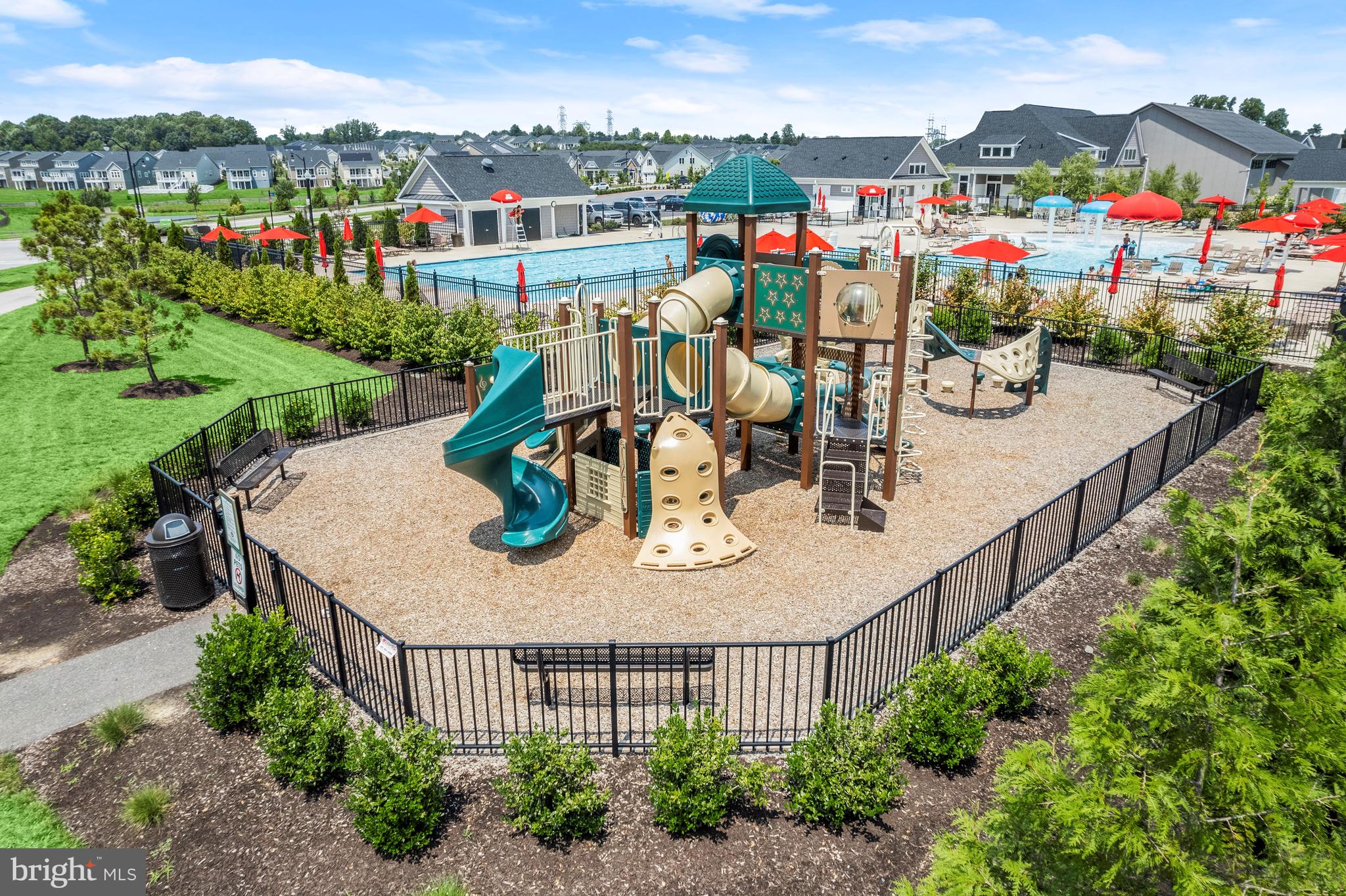 TWO RIVERS - Residential