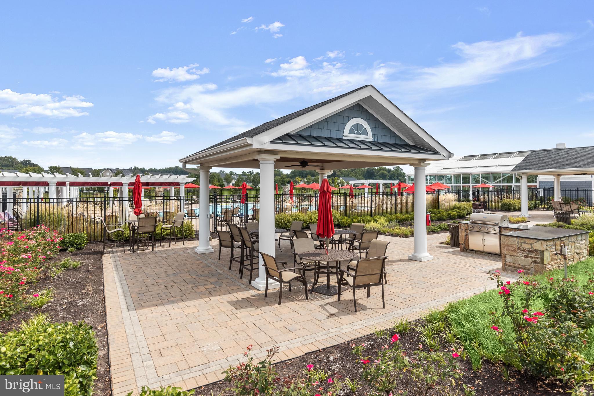 TWO RIVERS - Residential