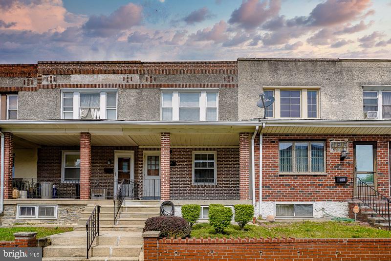 ELMWOOD PARK - Residential