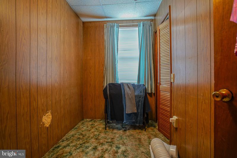 ELMWOOD PARK - Residential