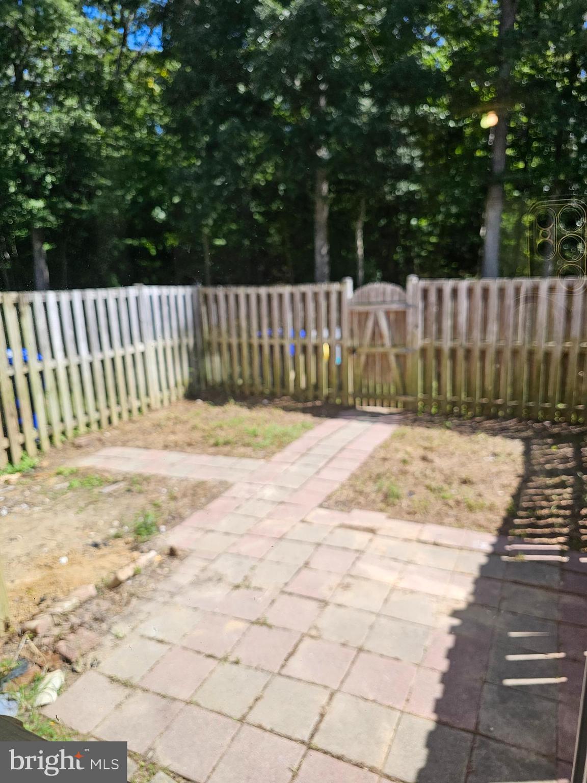 SOUTH HAMPTON - Residential