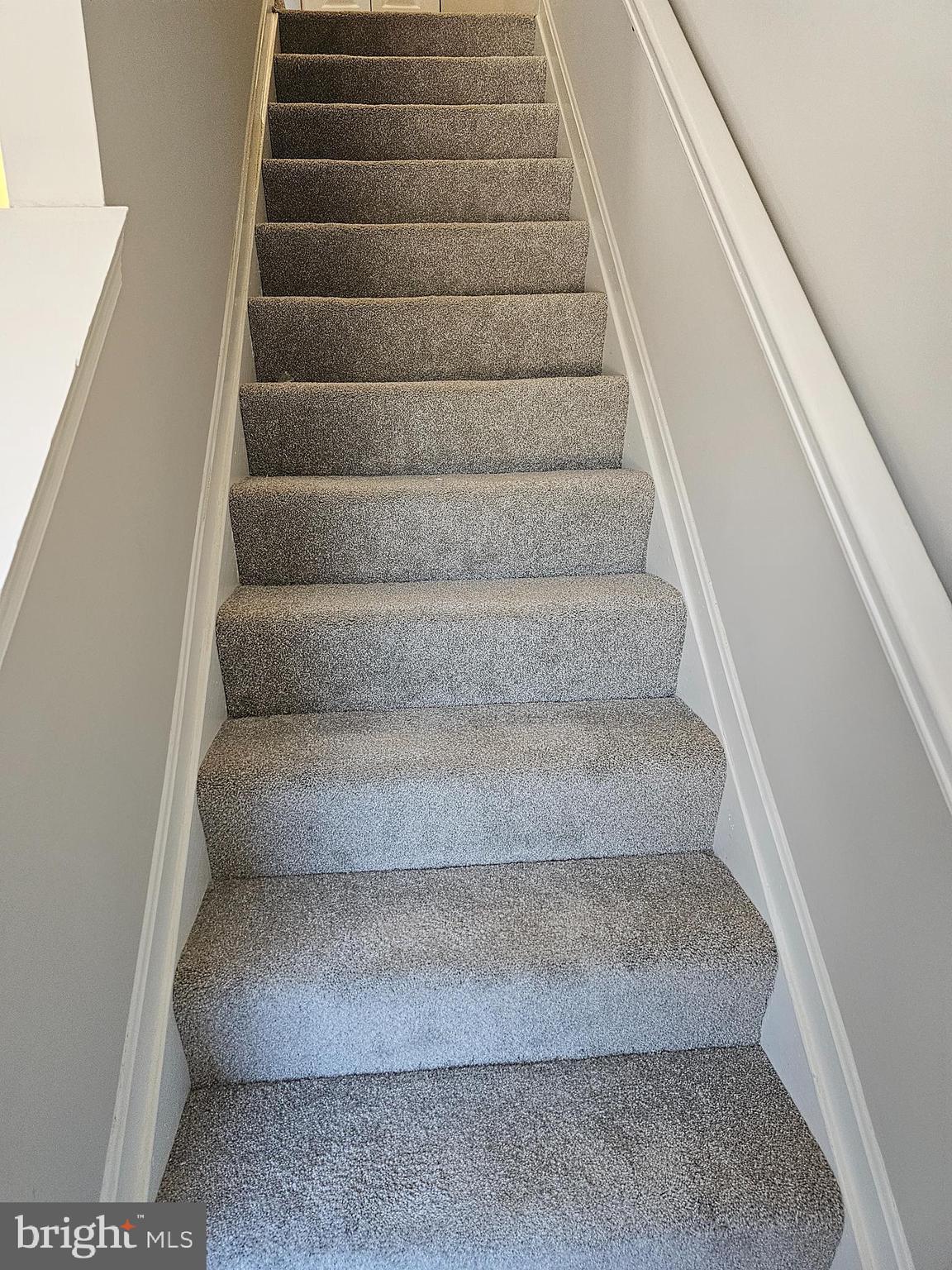 SOUTH HAMPTON - Residential