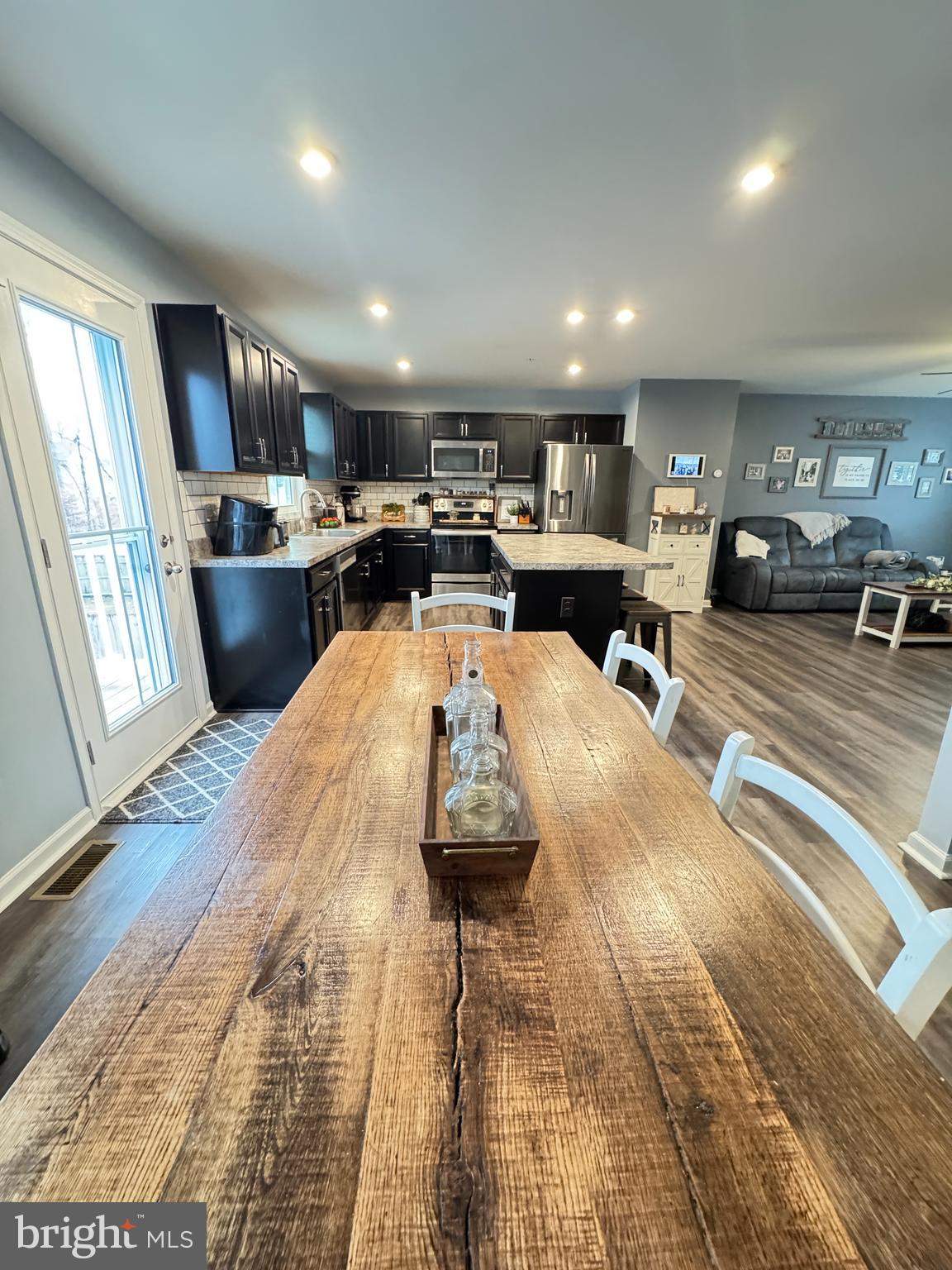 RIDGELY FOREST - Residential