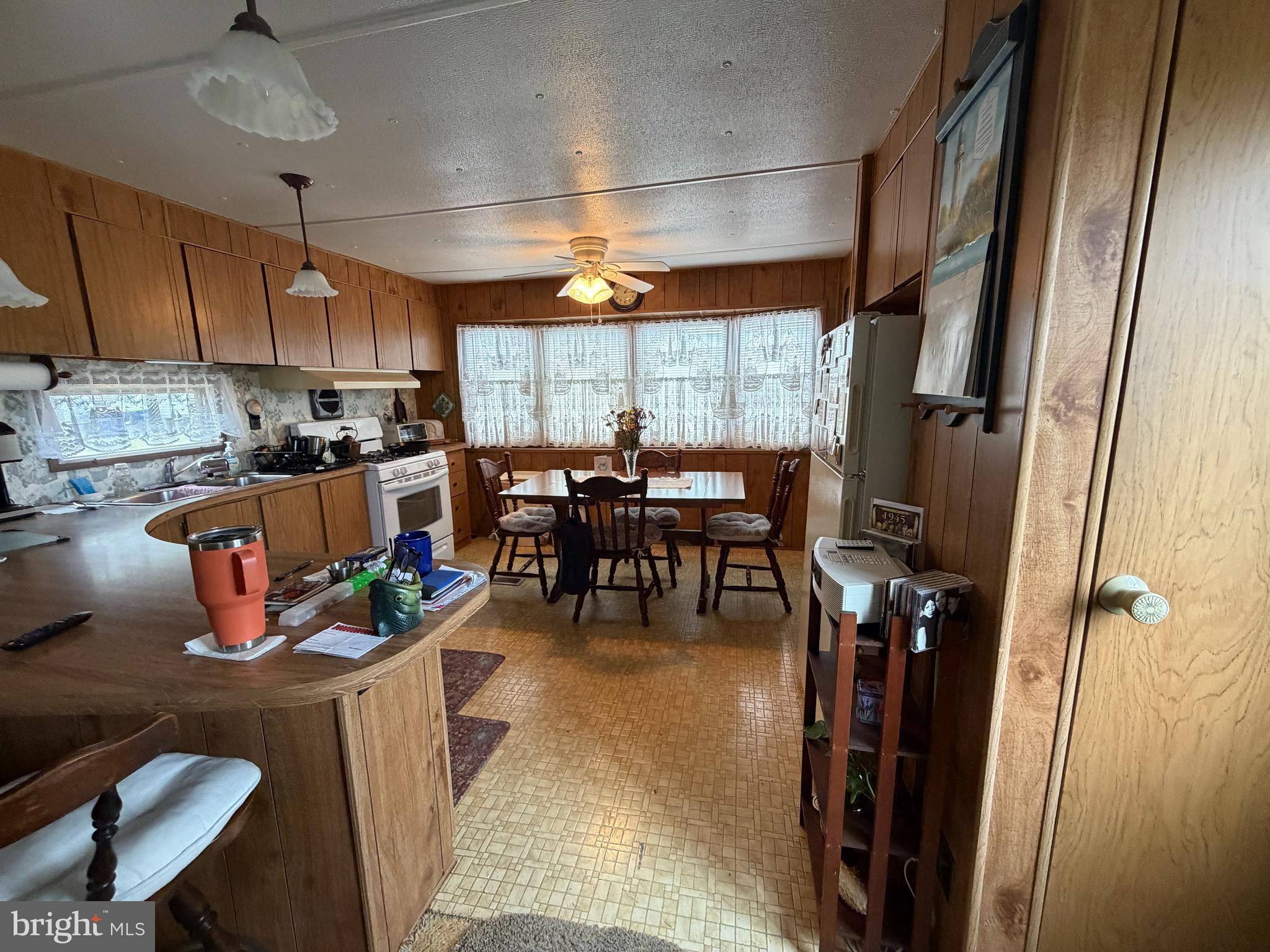 BAY CITY - Residential