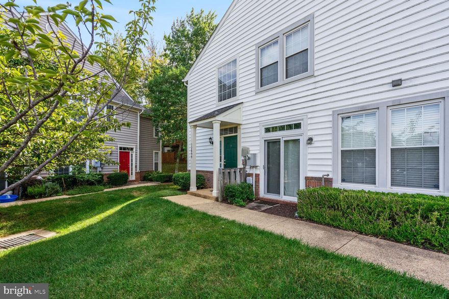 1700 sq. ft. ground floor garage unit with new carpets and flooring throughout. Modern sun-filled layout with big living rm/luxury vinyl plank floor, french doors to outside area for grill. Community pool & short walk to grocery, Five Guys, shopping. Fantastic location. Easy access, Old Bridge to Titania.